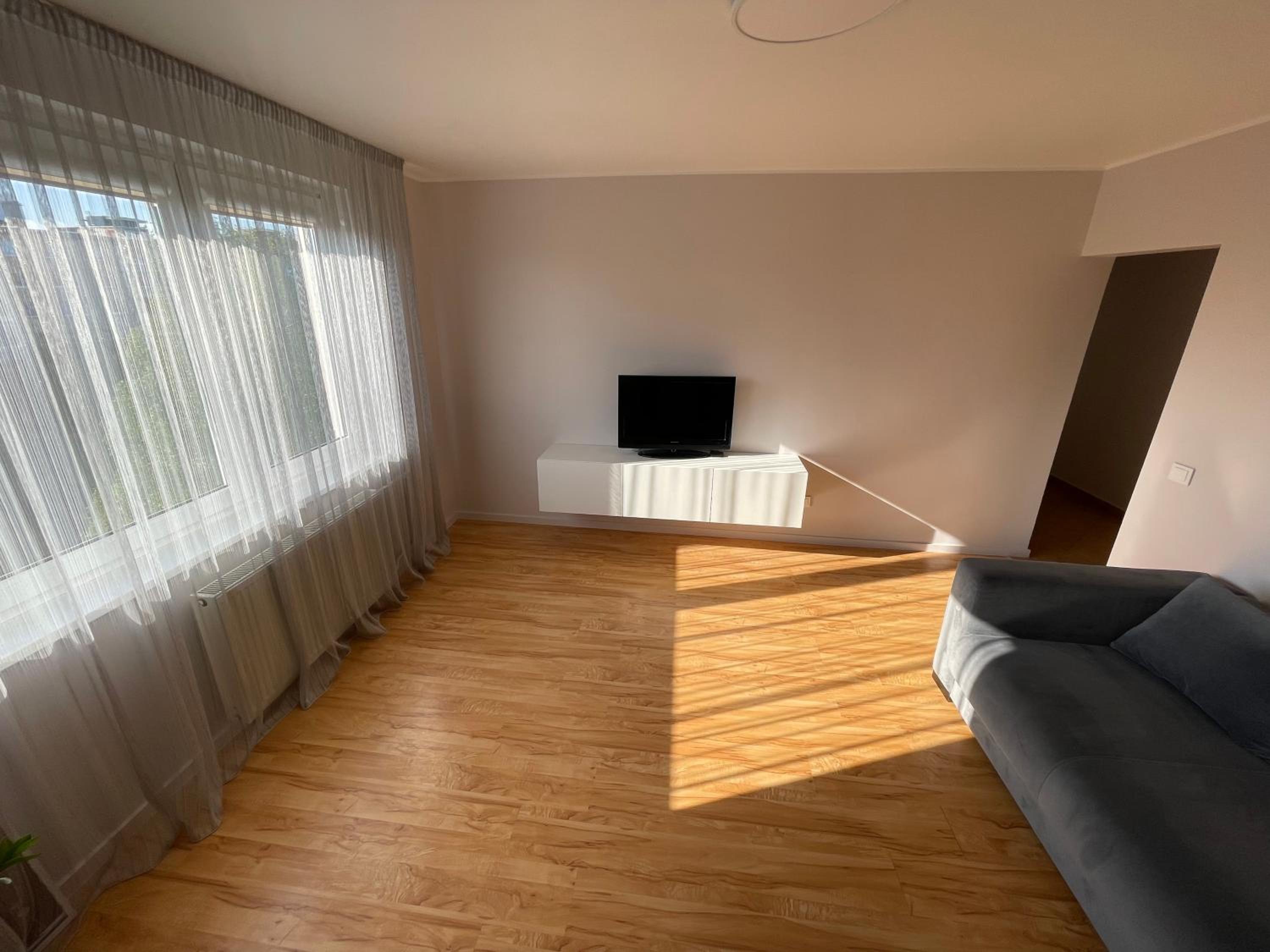 Karoliniškių apartamentai