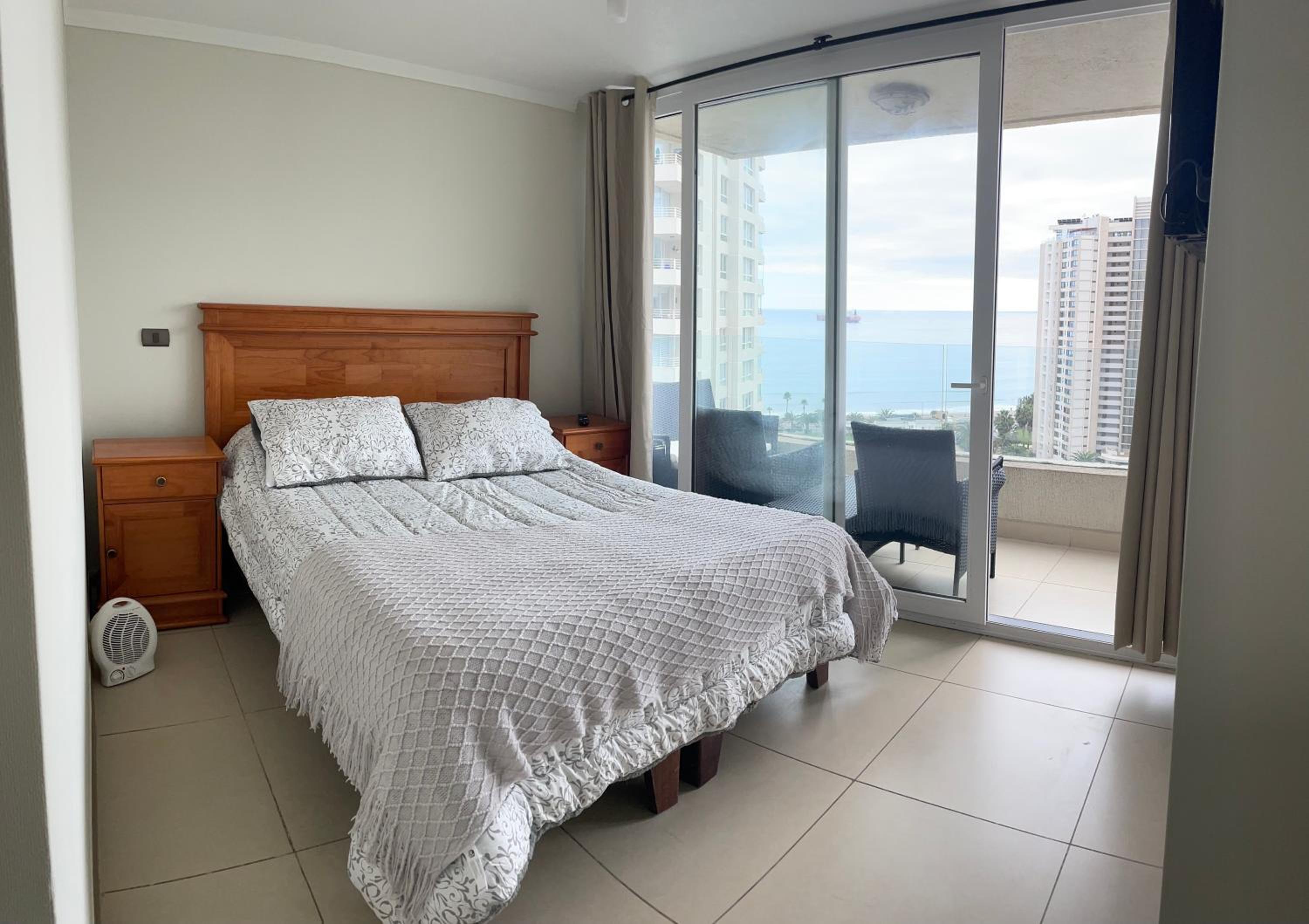Depto Gran Marina con vista al mar- Peñuelas Casino Enjoy - 6 personas