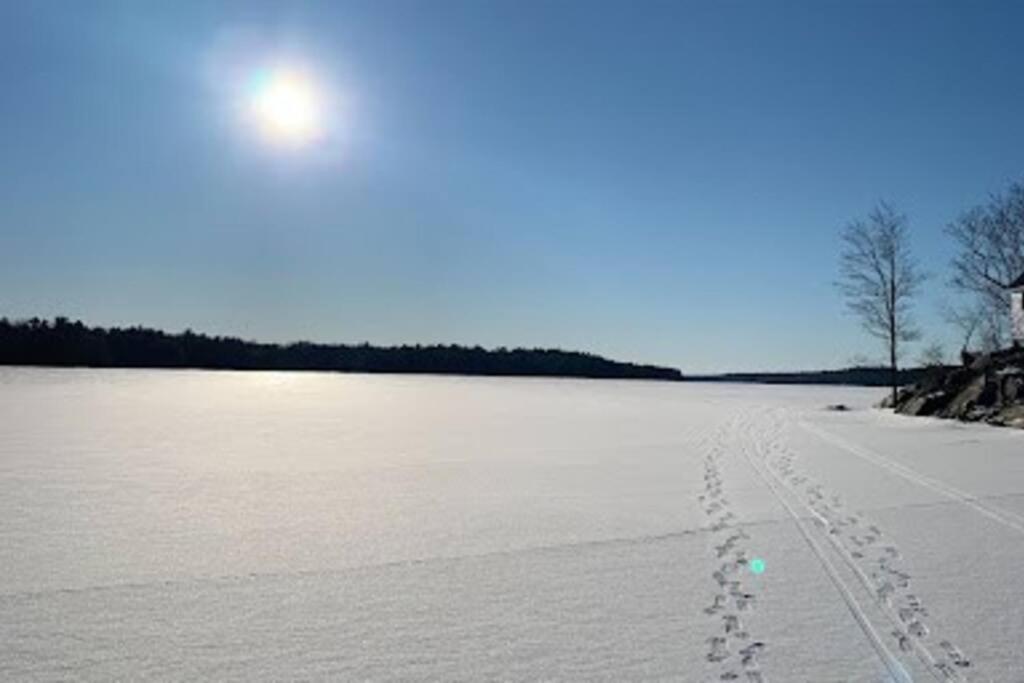 5 Bedroom Kennebec Lake House with 3 King Beds