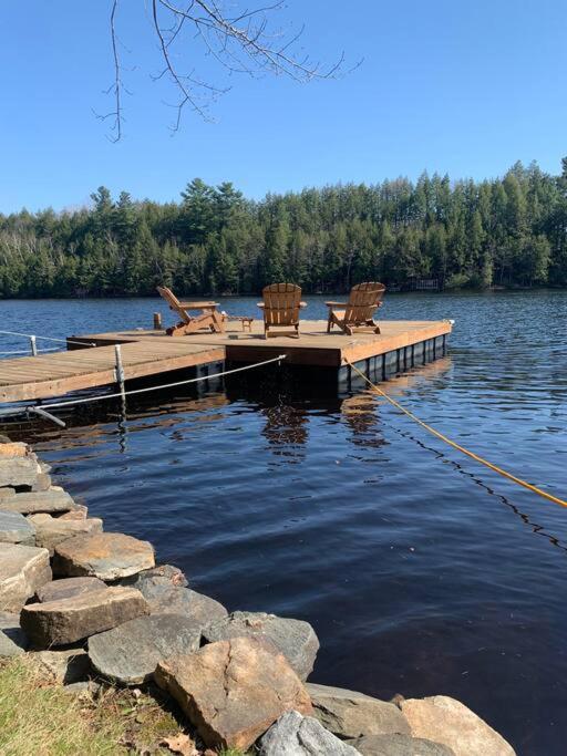 5 Bedroom Kennebec Lake House with 3 King Beds