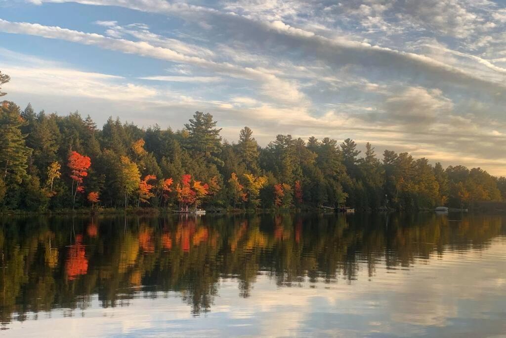 5 Bedroom Kennebec Lake House with 3 King Beds