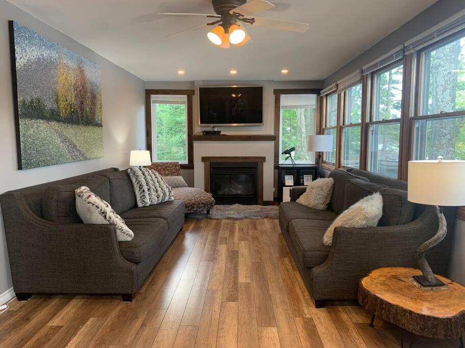5 Bedroom Kennebec Lake House with 3 King Beds