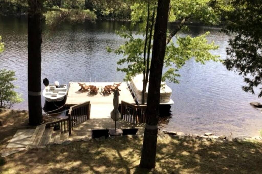 5 Bedroom Kennebec Lake House with 3 King Beds