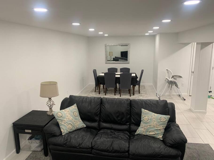 2 bedroom Apartment- Close to Hershey Park, Hollywood Casino and Downtown Harrisburg view 2