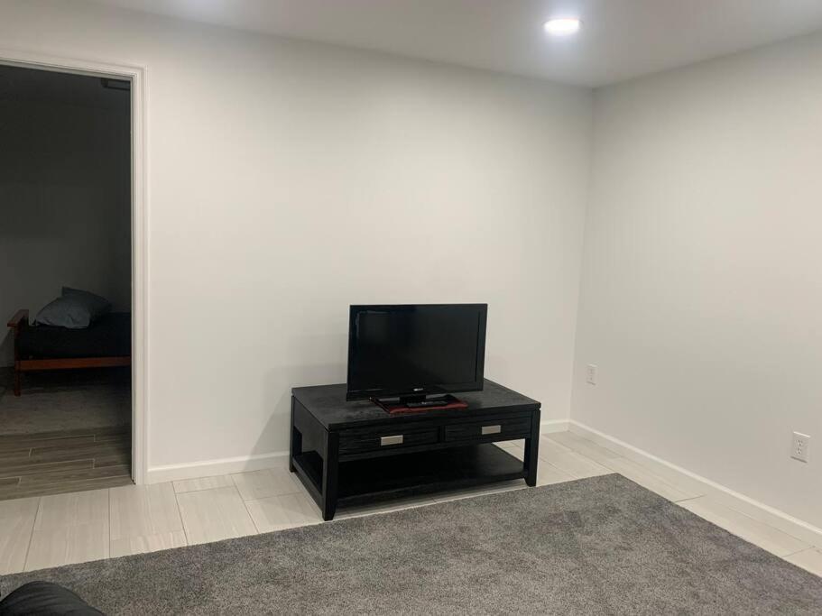 2 bedroom Apartment- Close to Hershey Park, Hollywood Casino and Downtown Harrisburg view 5