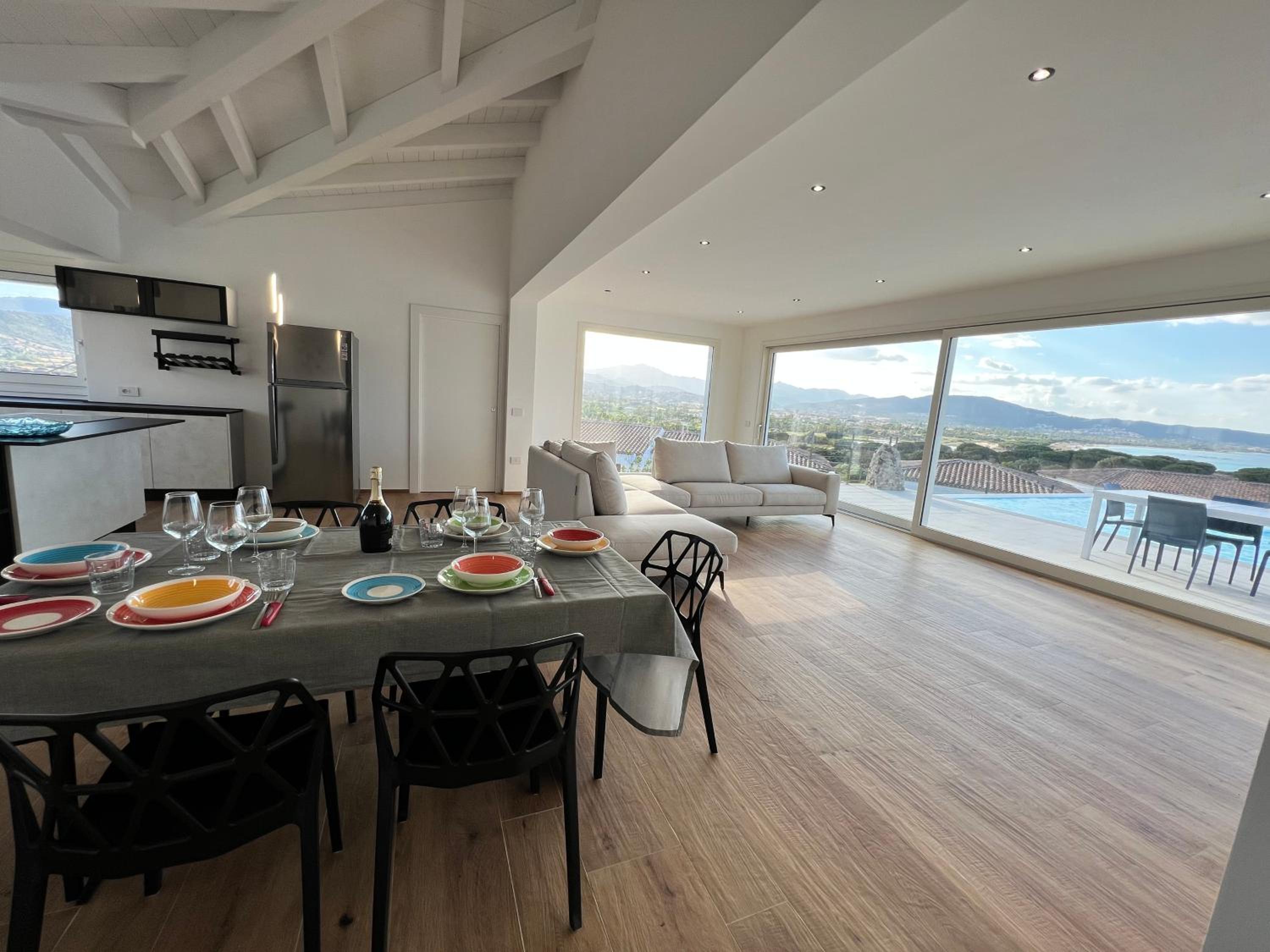 Villa Maxs