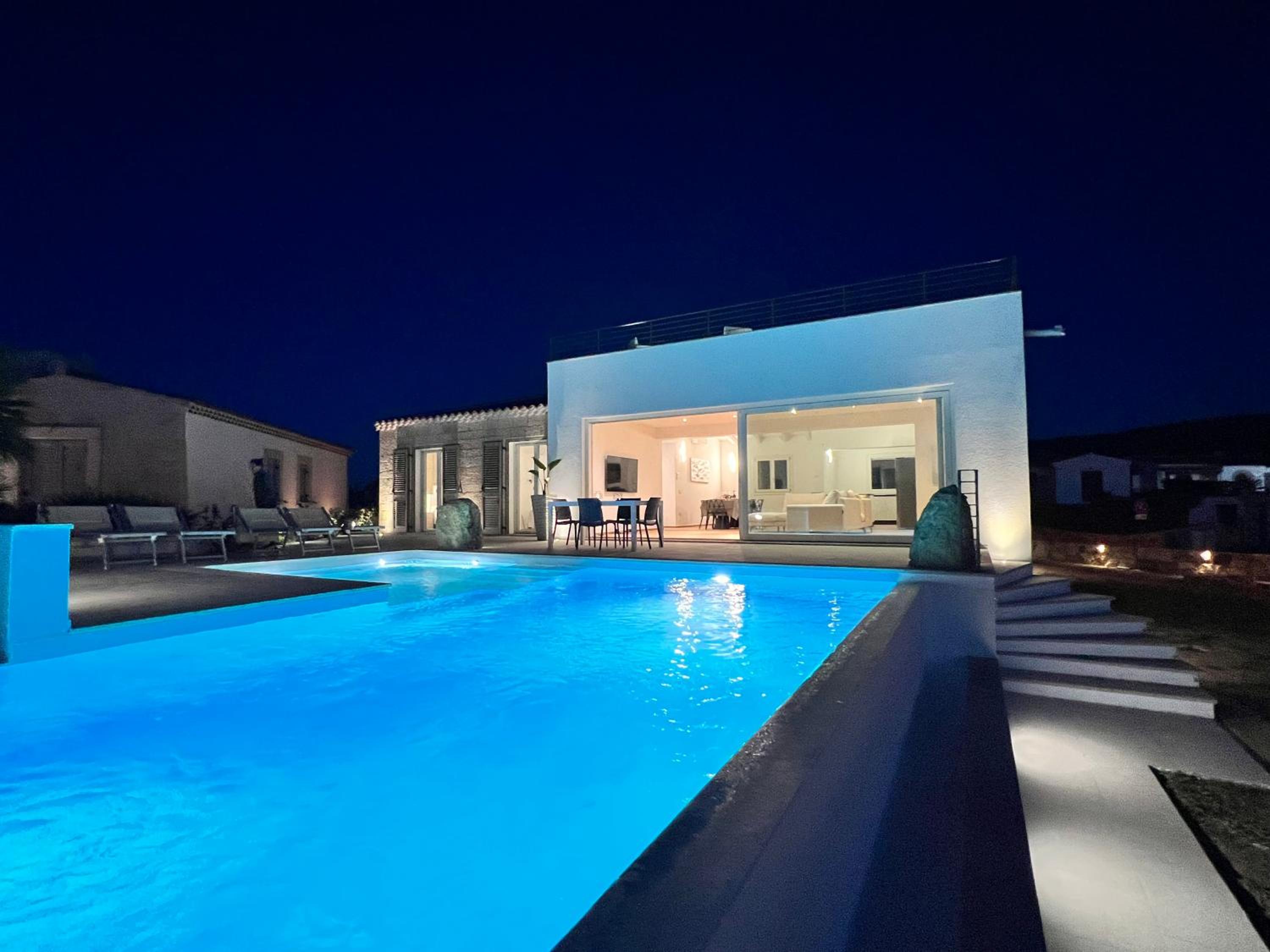Villa Maxs