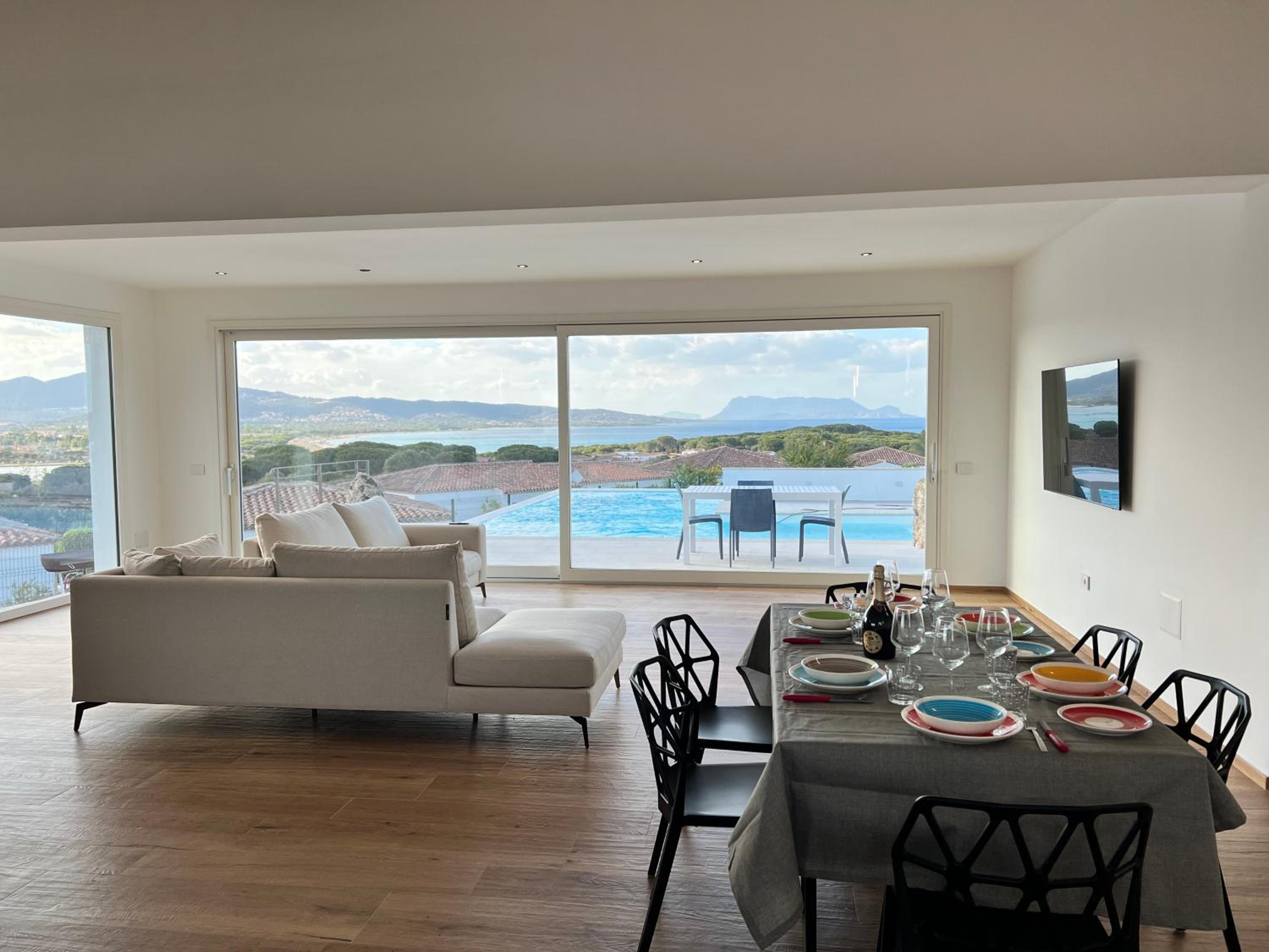 Villa Maxs