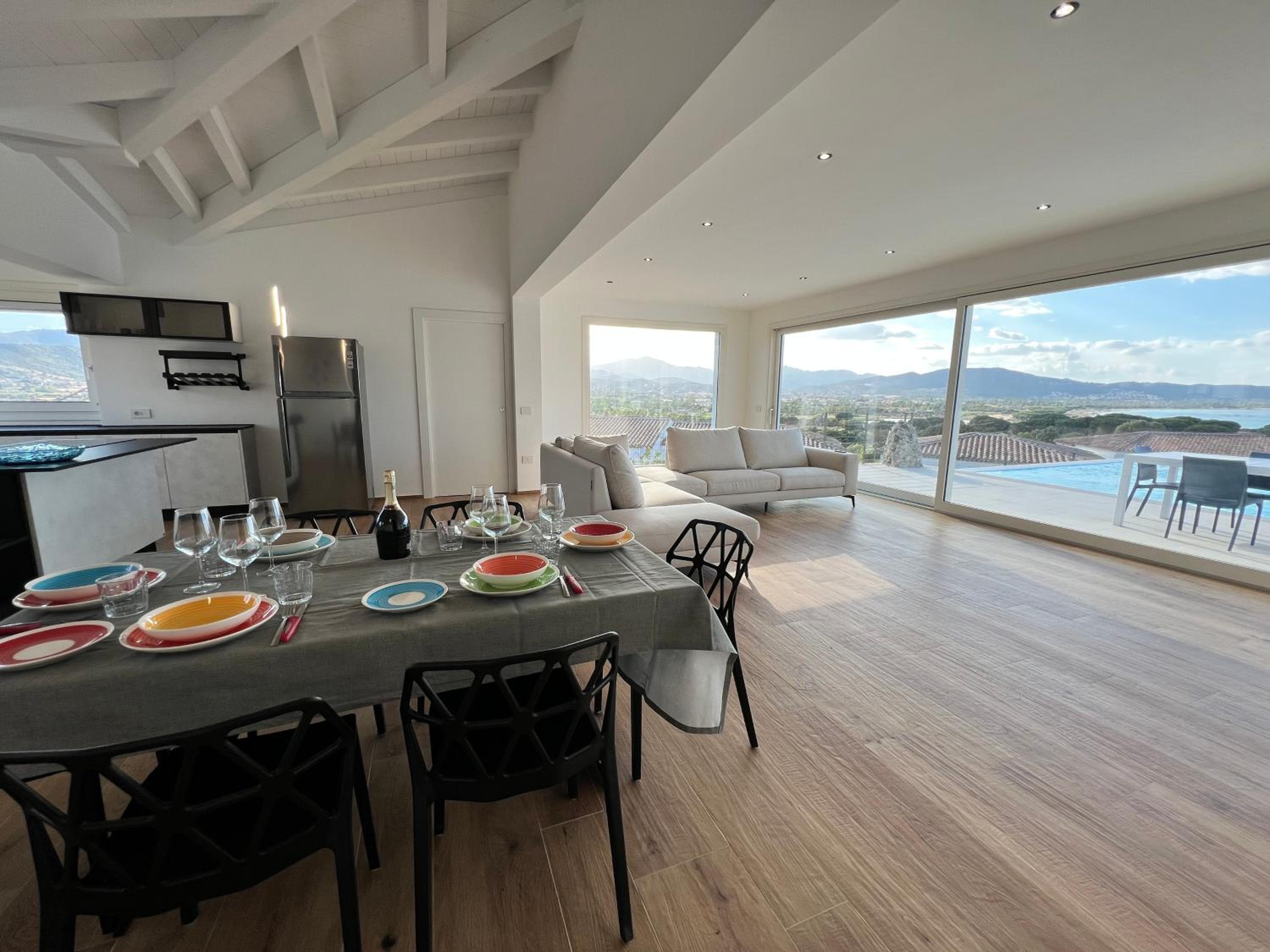 Villa Maxs