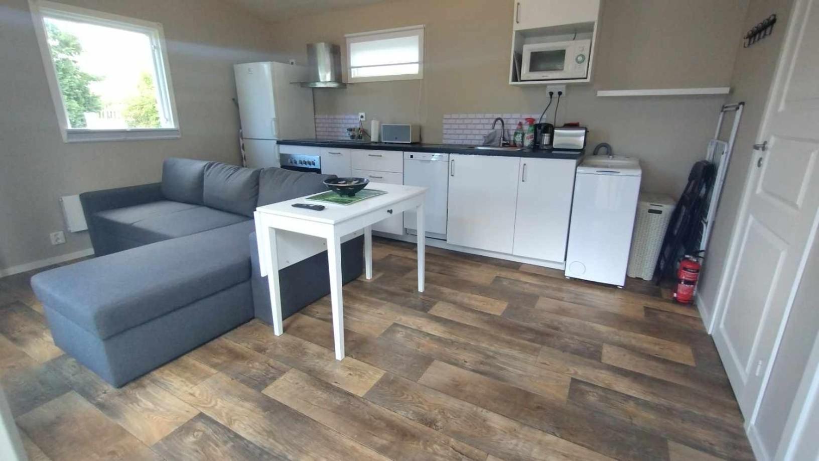 Tiny house with shared pool, max 4 people view 2