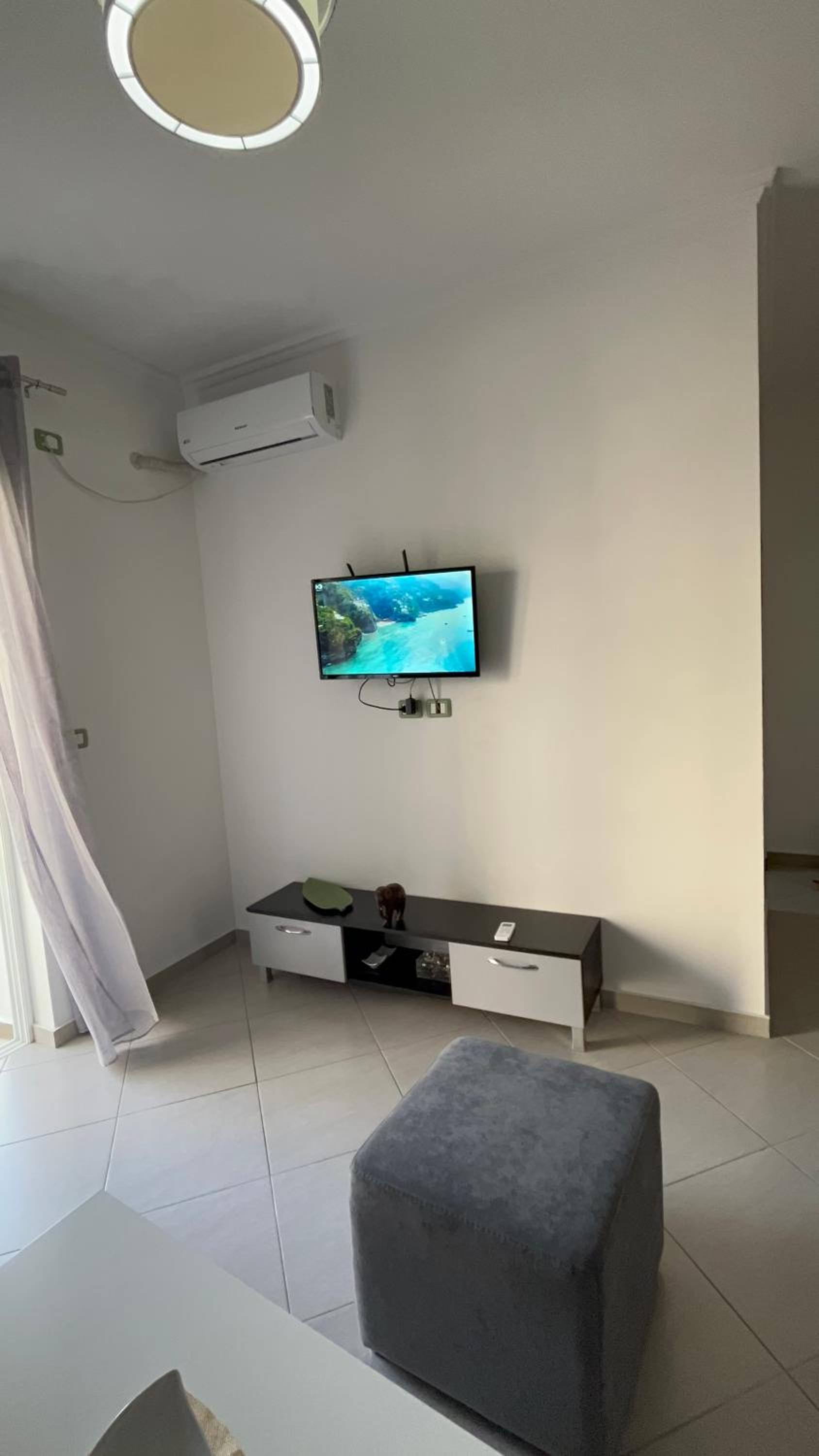 Electra Suites & Apartments