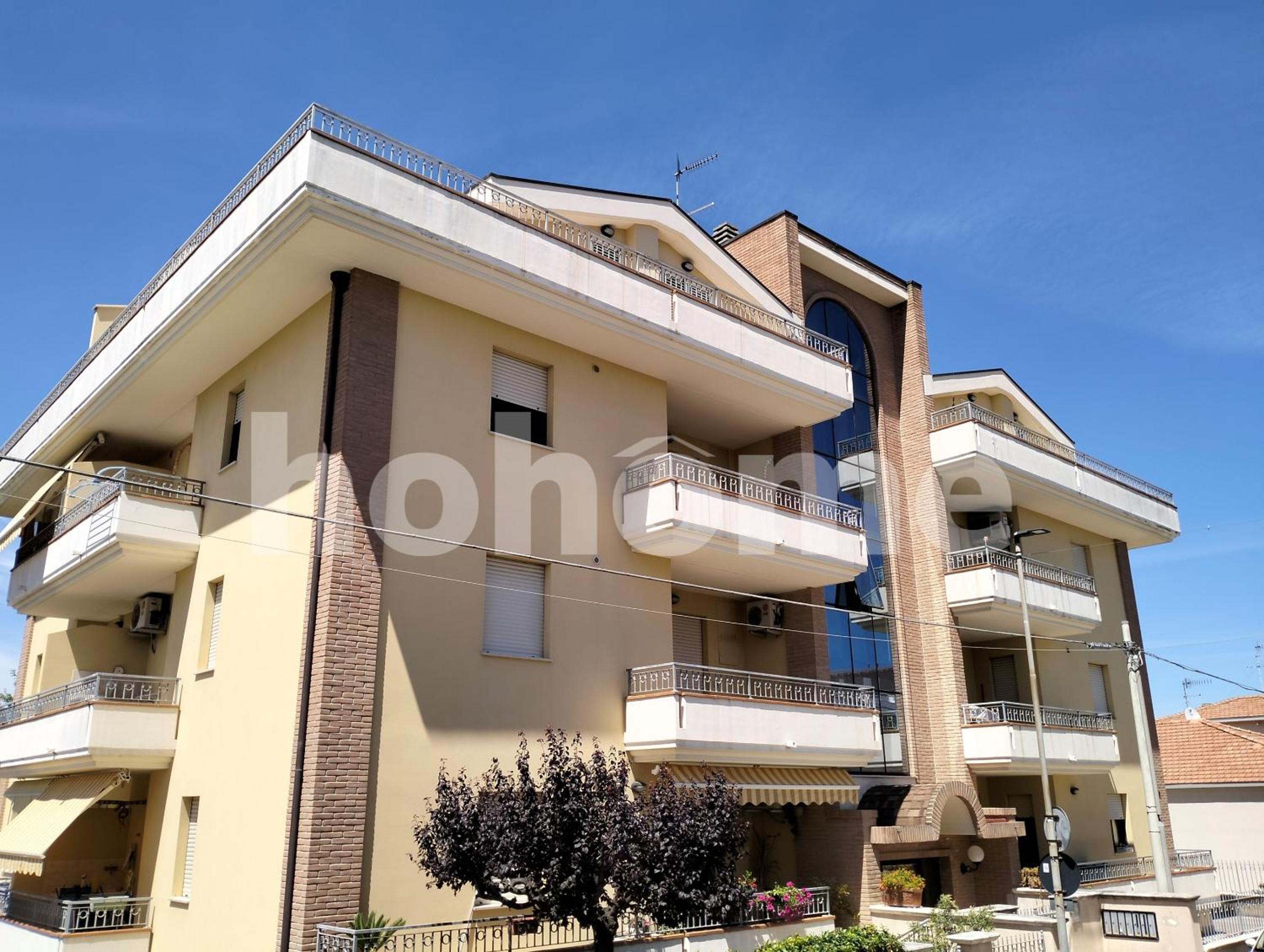 Appartamento per Vacanze "La Cura" codice RC8 view 4