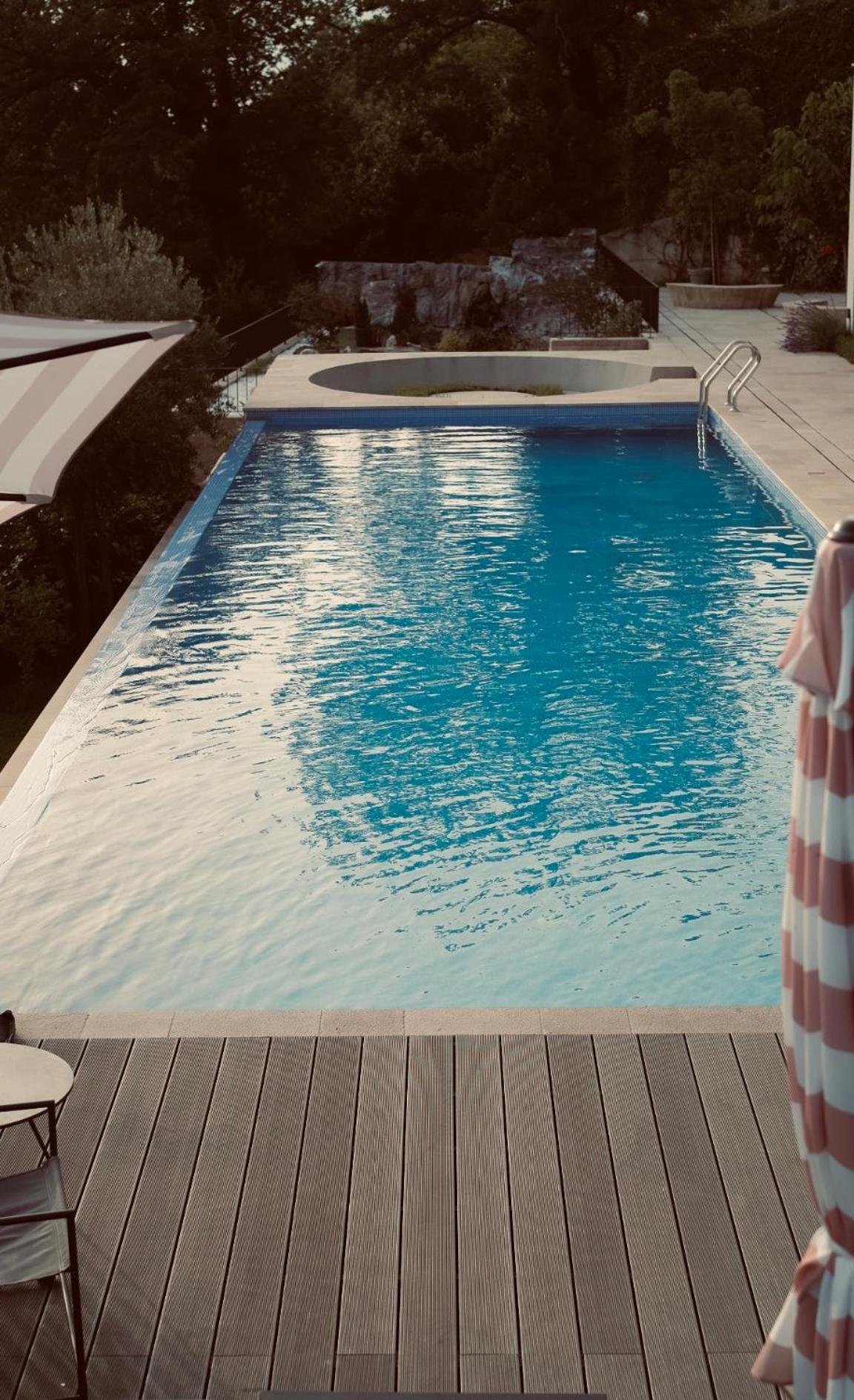 Villa Invicta with 17m pool and bay view photo 5