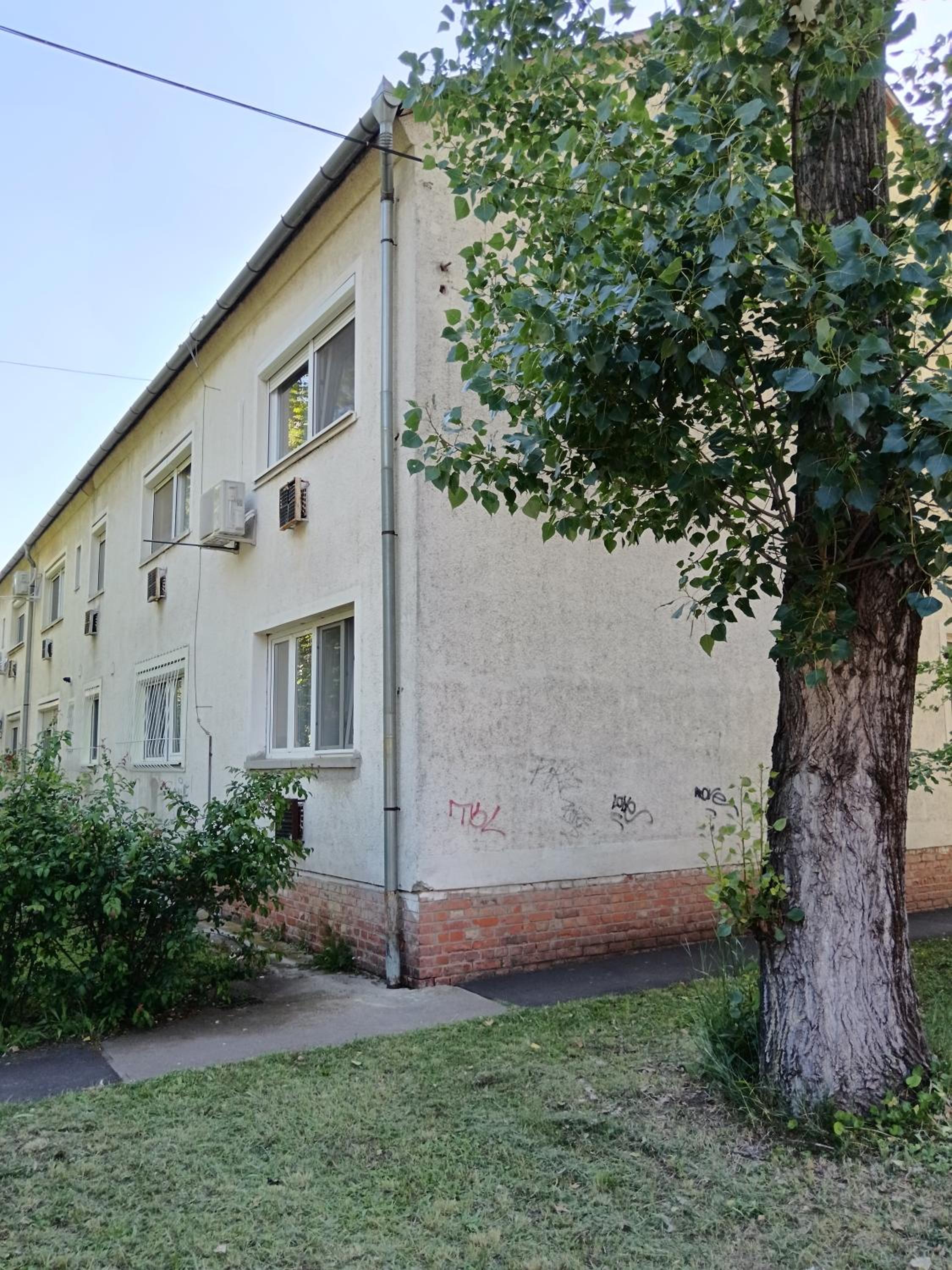 Tulipán Apartman