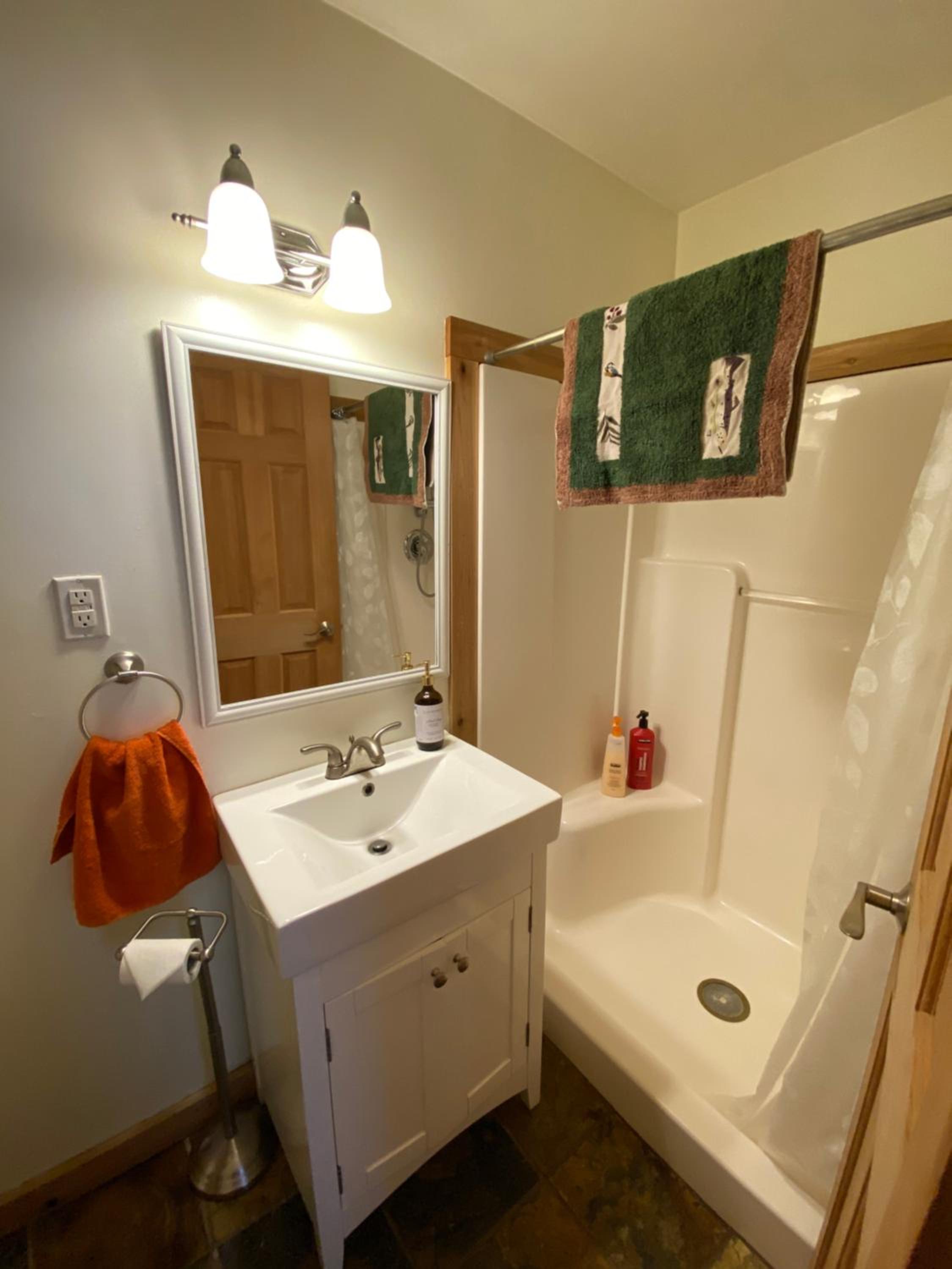 The Kootenay Cottage
