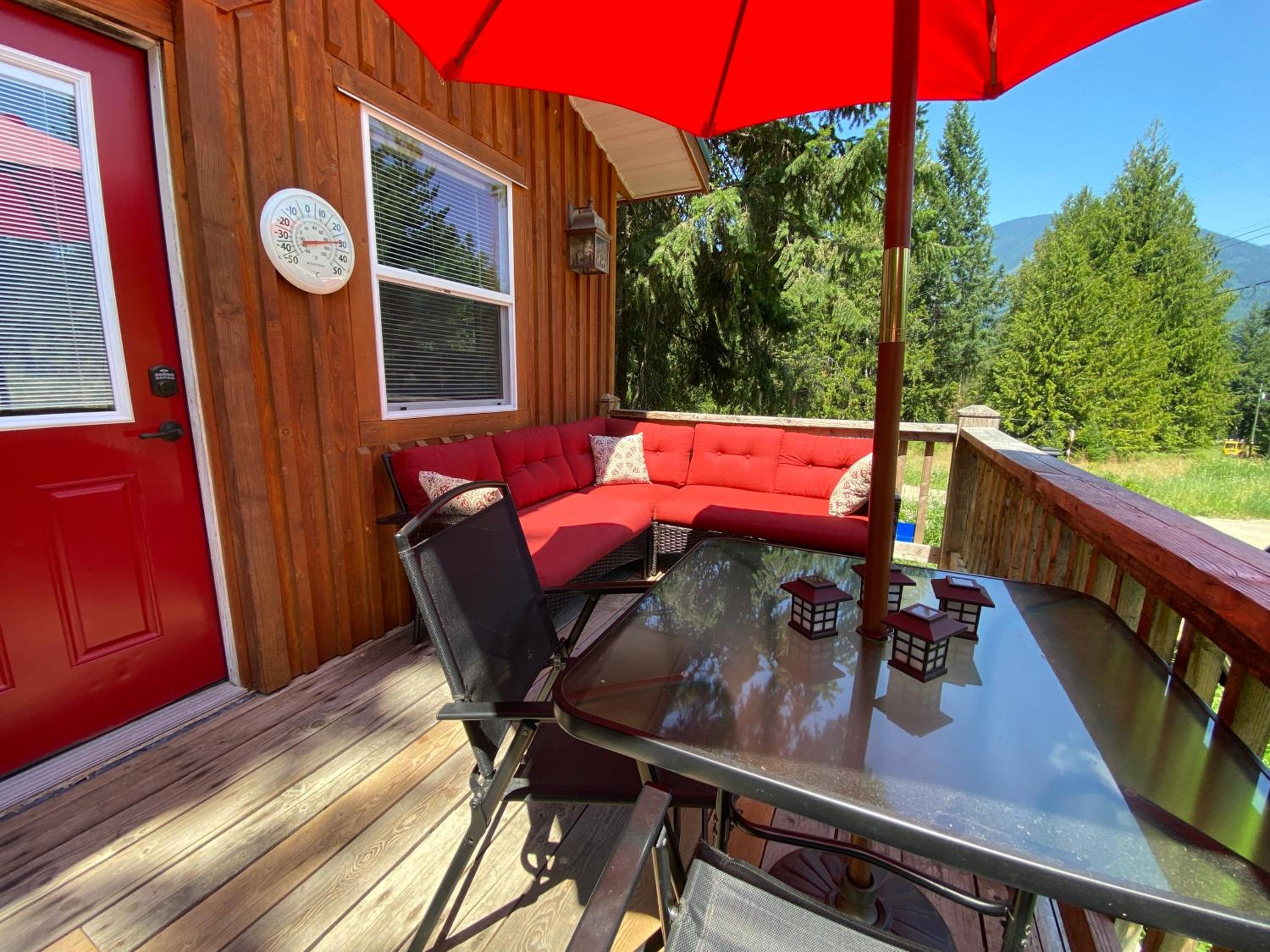 The Kootenay Cottage