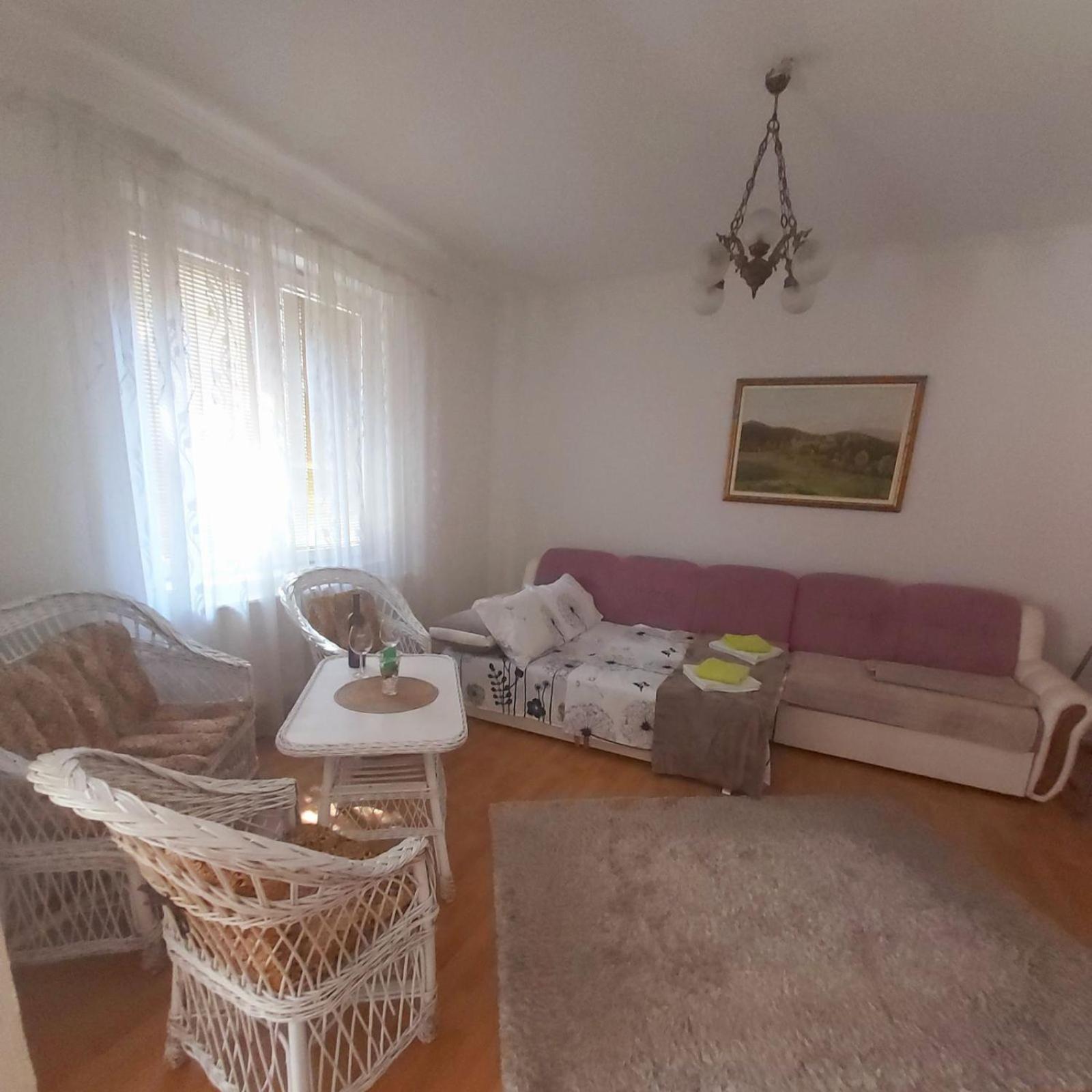Apartman Nera view 2