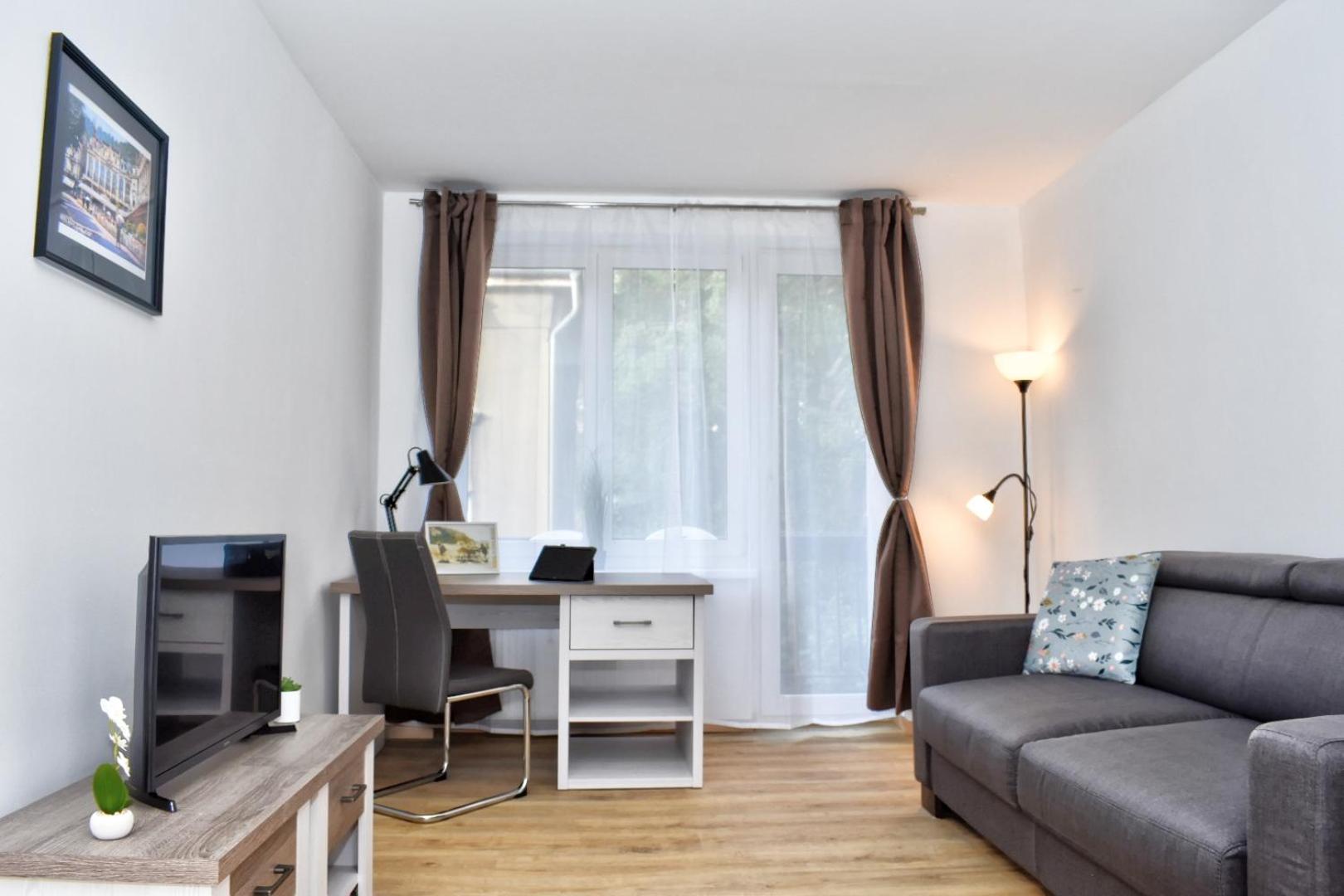 Karlsbad Central Apartment