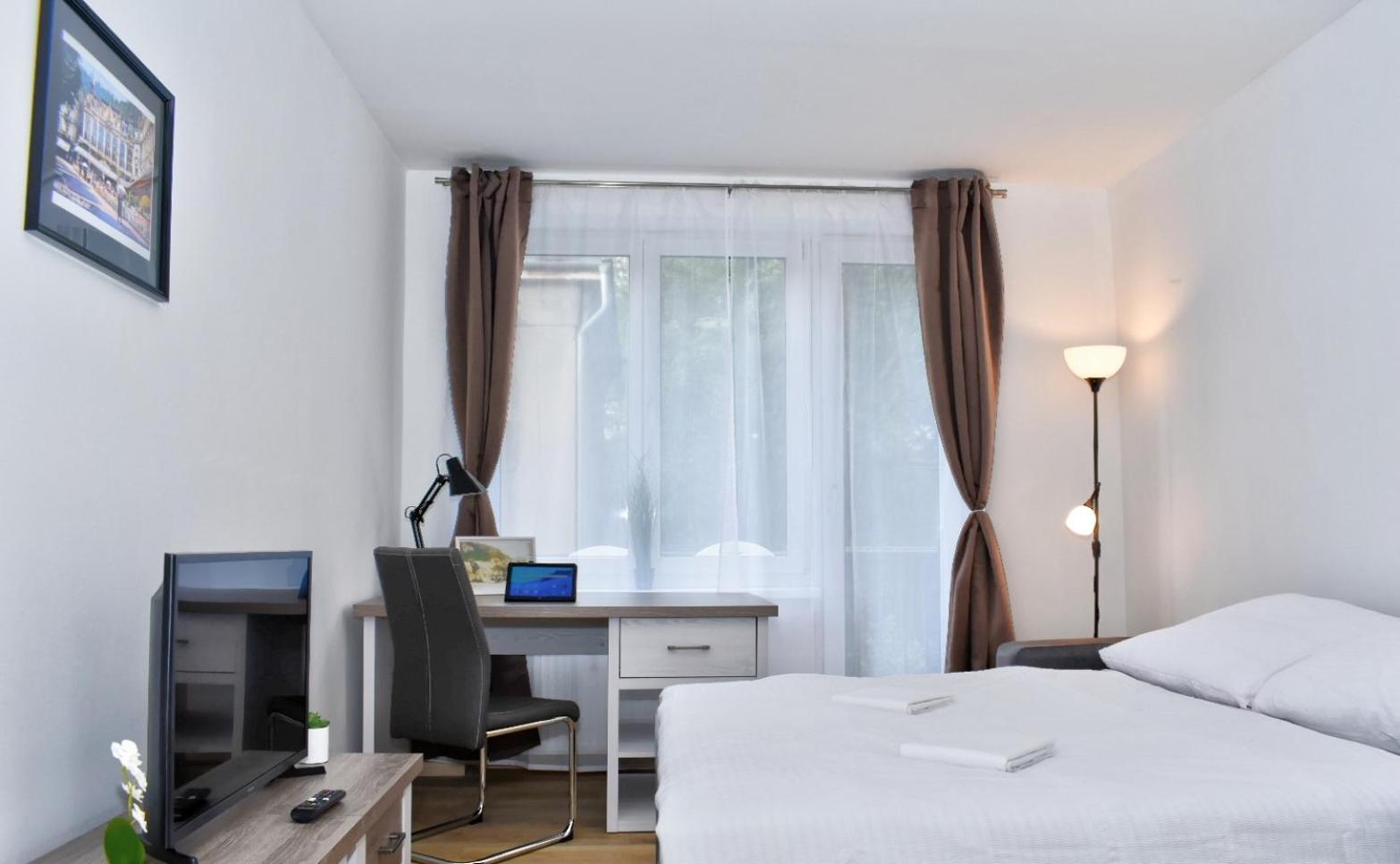 Karlsbad Central Apartment