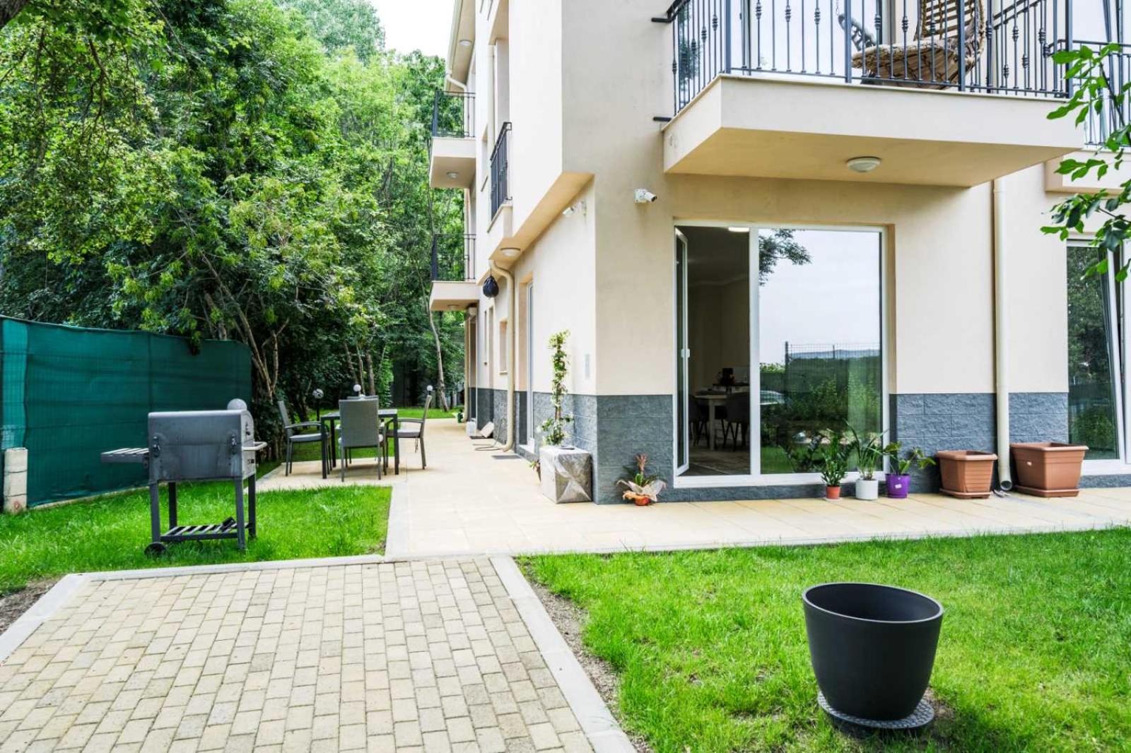 Garden Apartment Fichoza 1 - 80 m from the see