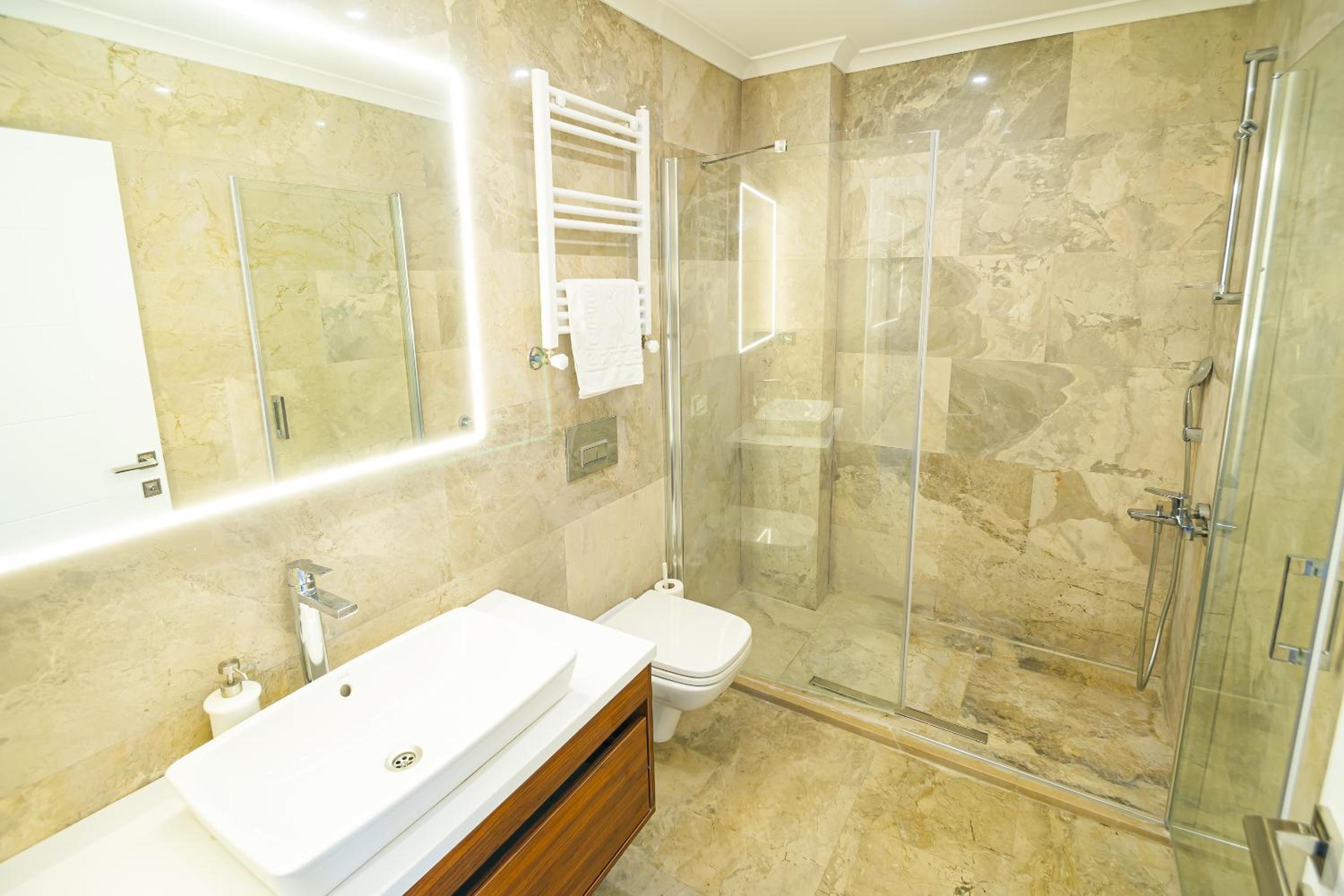 Royal Blue Istanbul - Luxury Villas