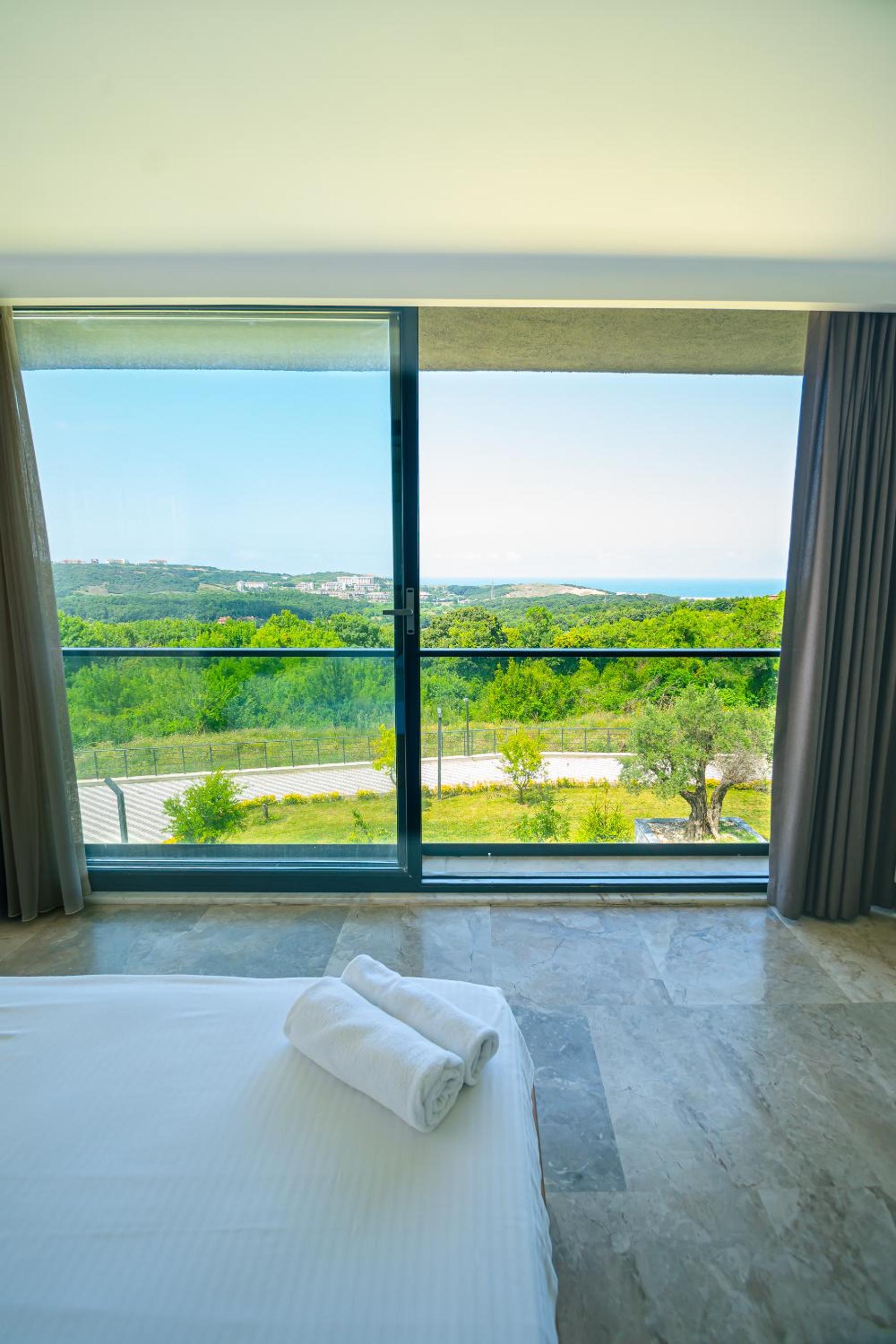 Royal Blue Istanbul - Luxury Villas