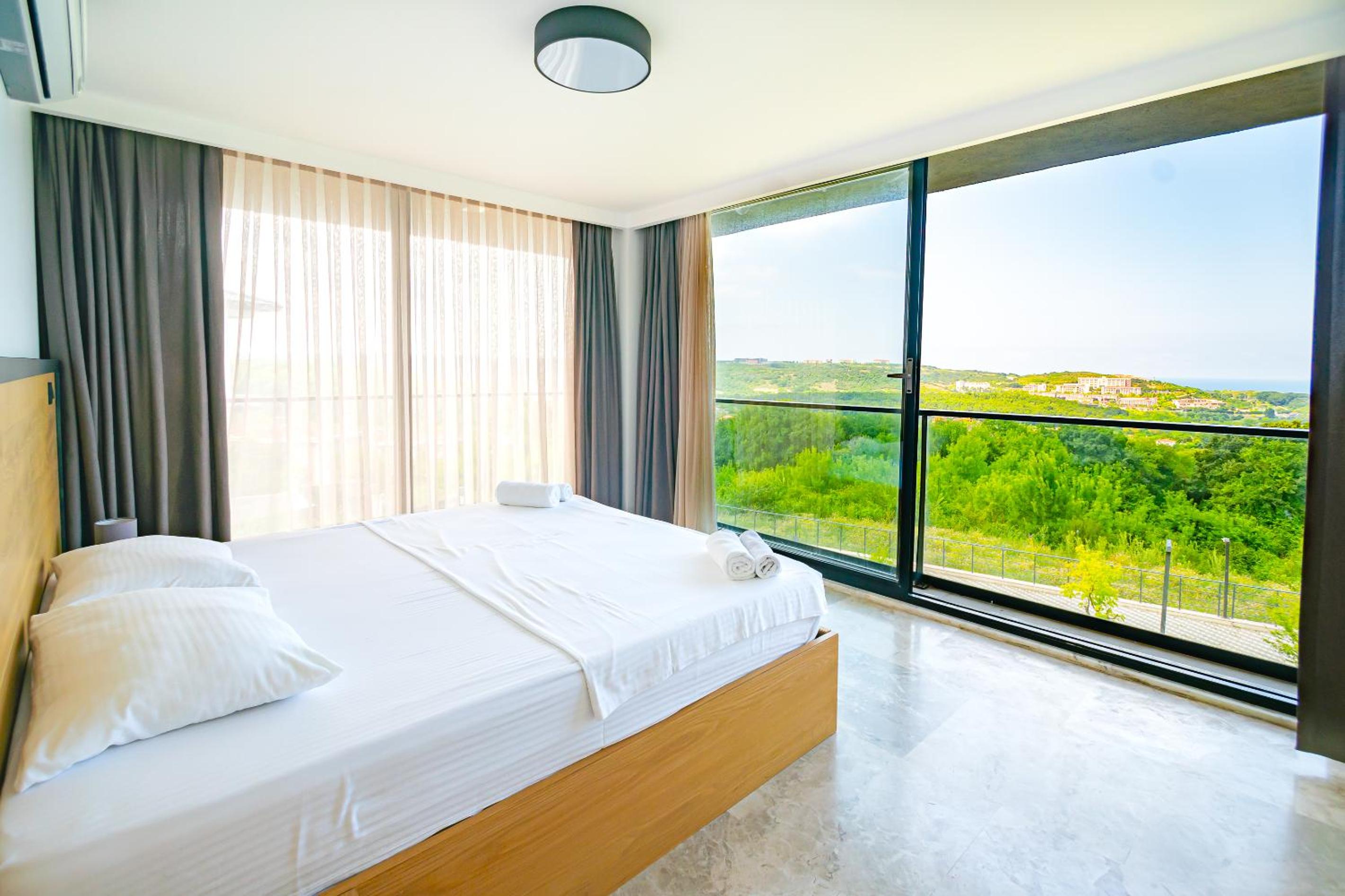 Royal Blue Istanbul - Luxury Villas