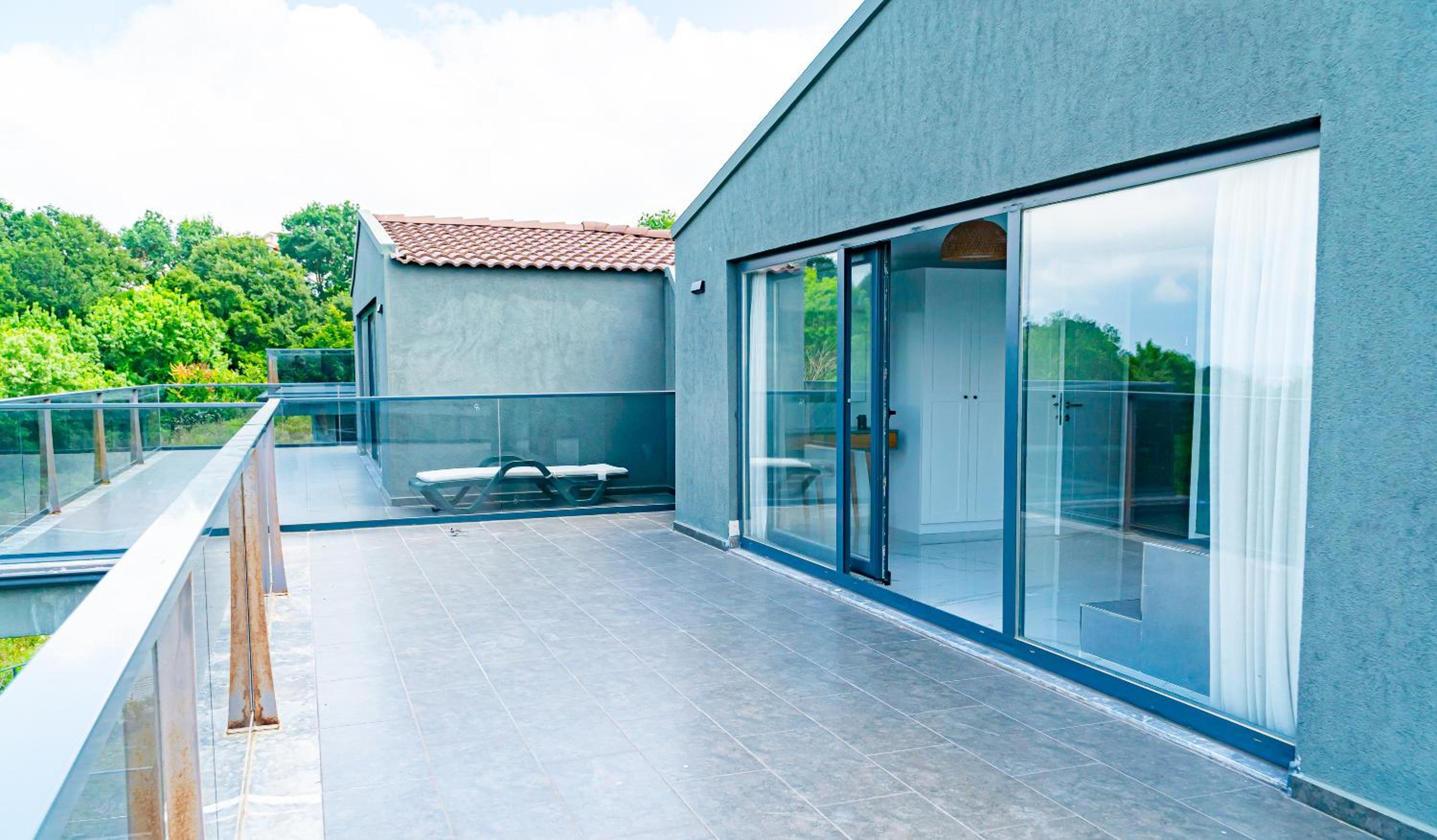 Royal Blue Istanbul - Luxury Villas