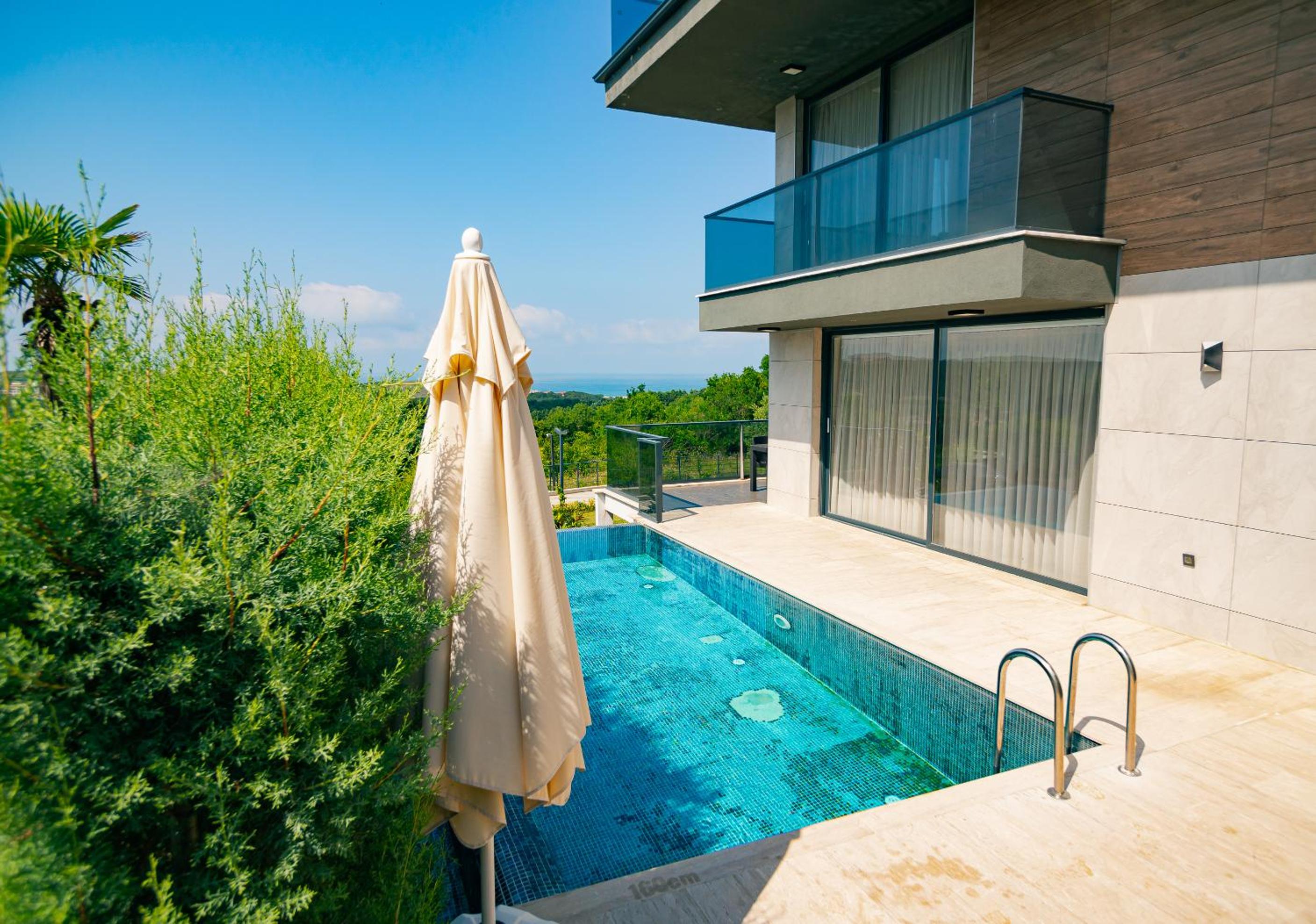 Royal Blue Istanbul - Luxury Villas