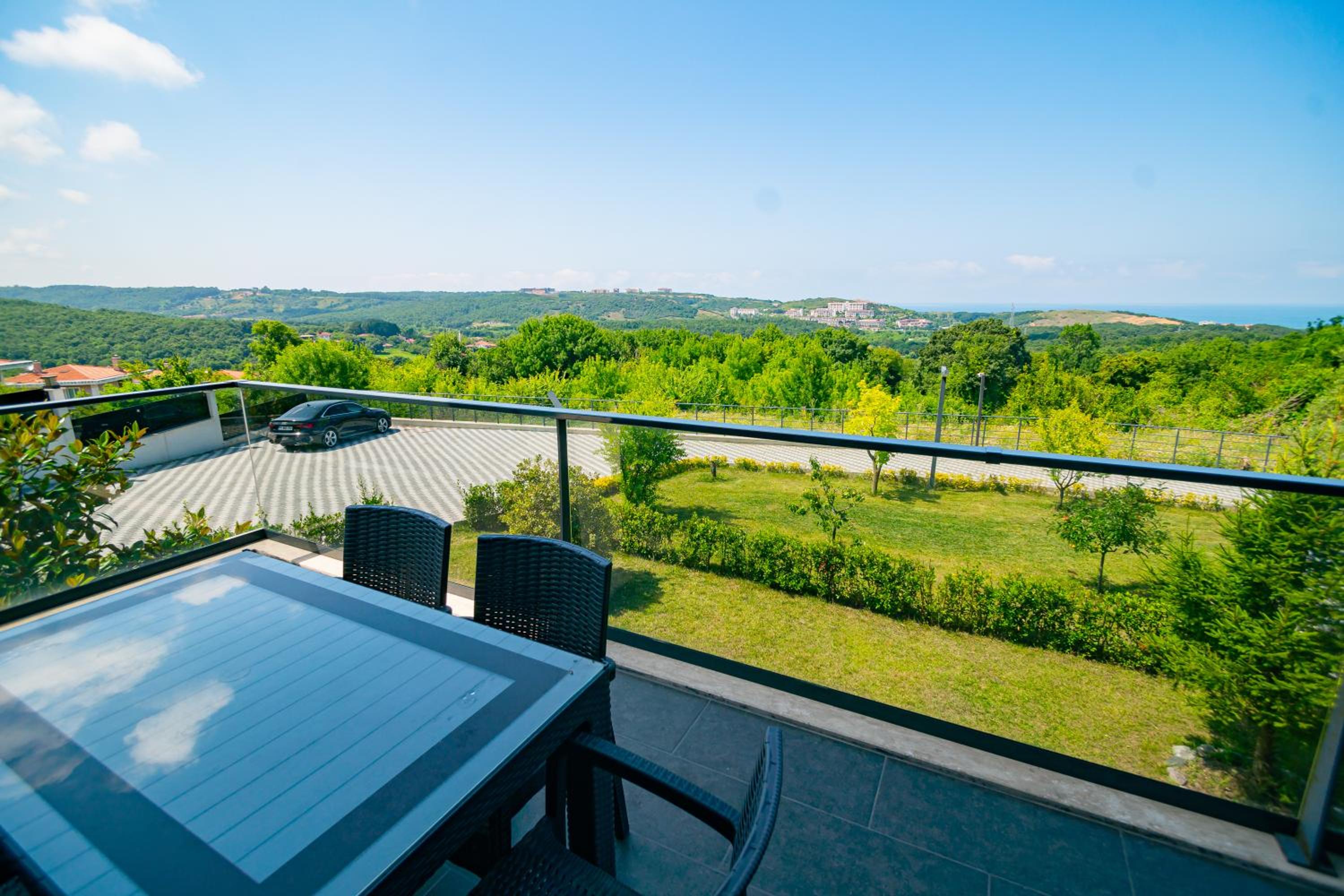 Royal Blue Istanbul - Luxury Villas