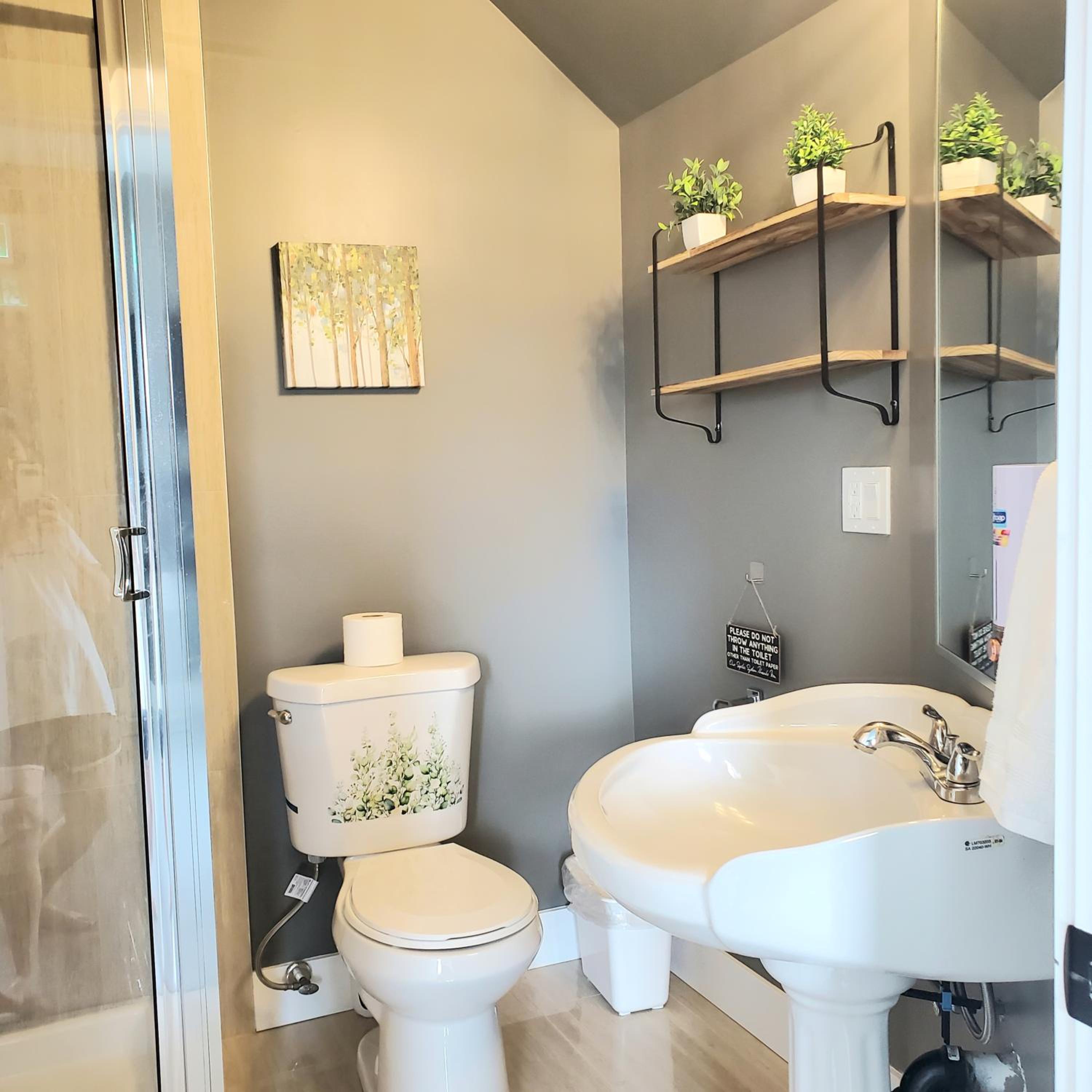 Garden House Near Heritage Park-Coliseum -HWY 1-Fishing-Cultus Lake