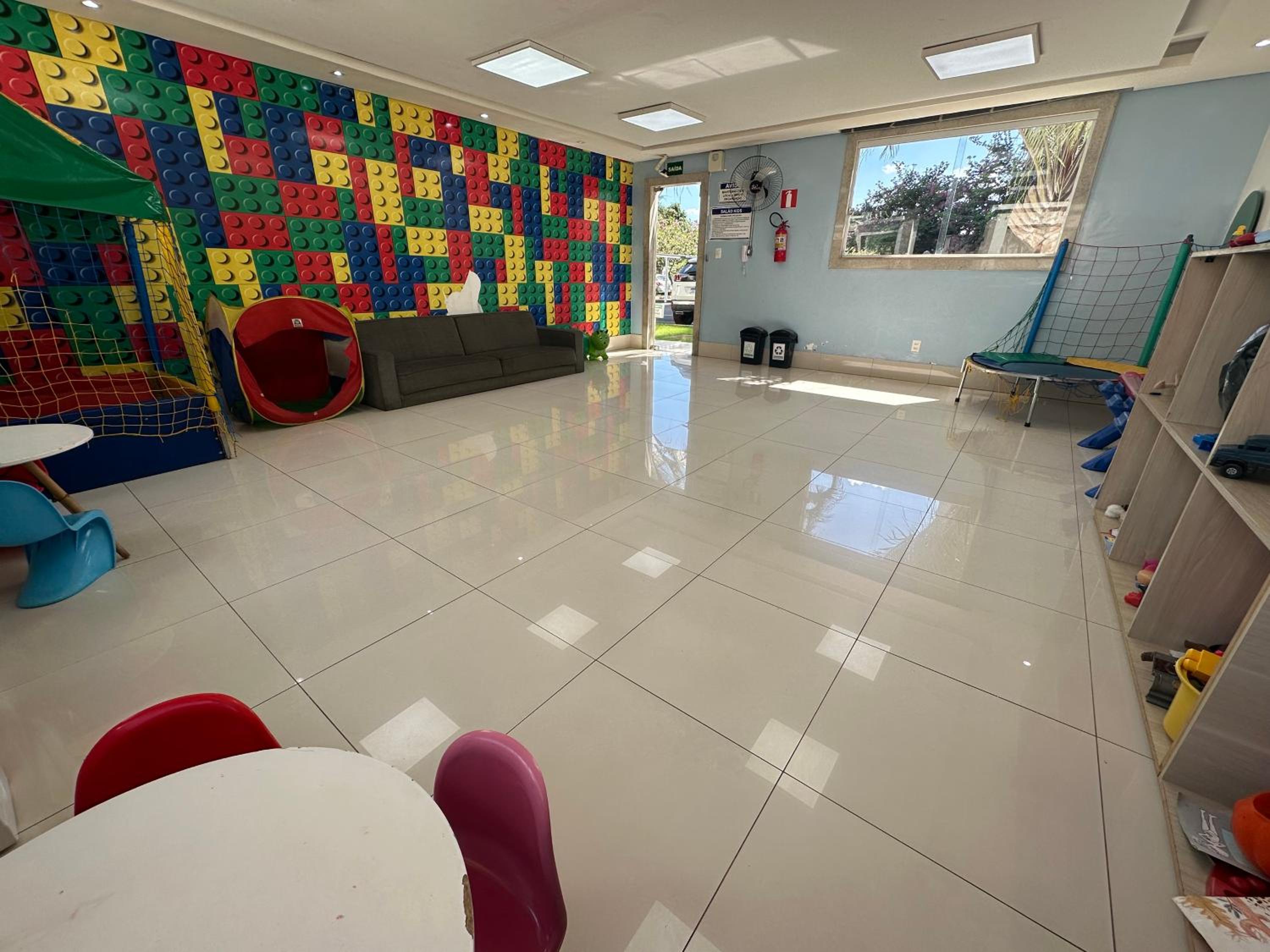 Flats Praia Uberlandia - Apt próximo ao Praia Clube - Area de lazer com Portaria 24 horas, piscina, academia, brinquedoteca, churrasqueira e áreas verdes p