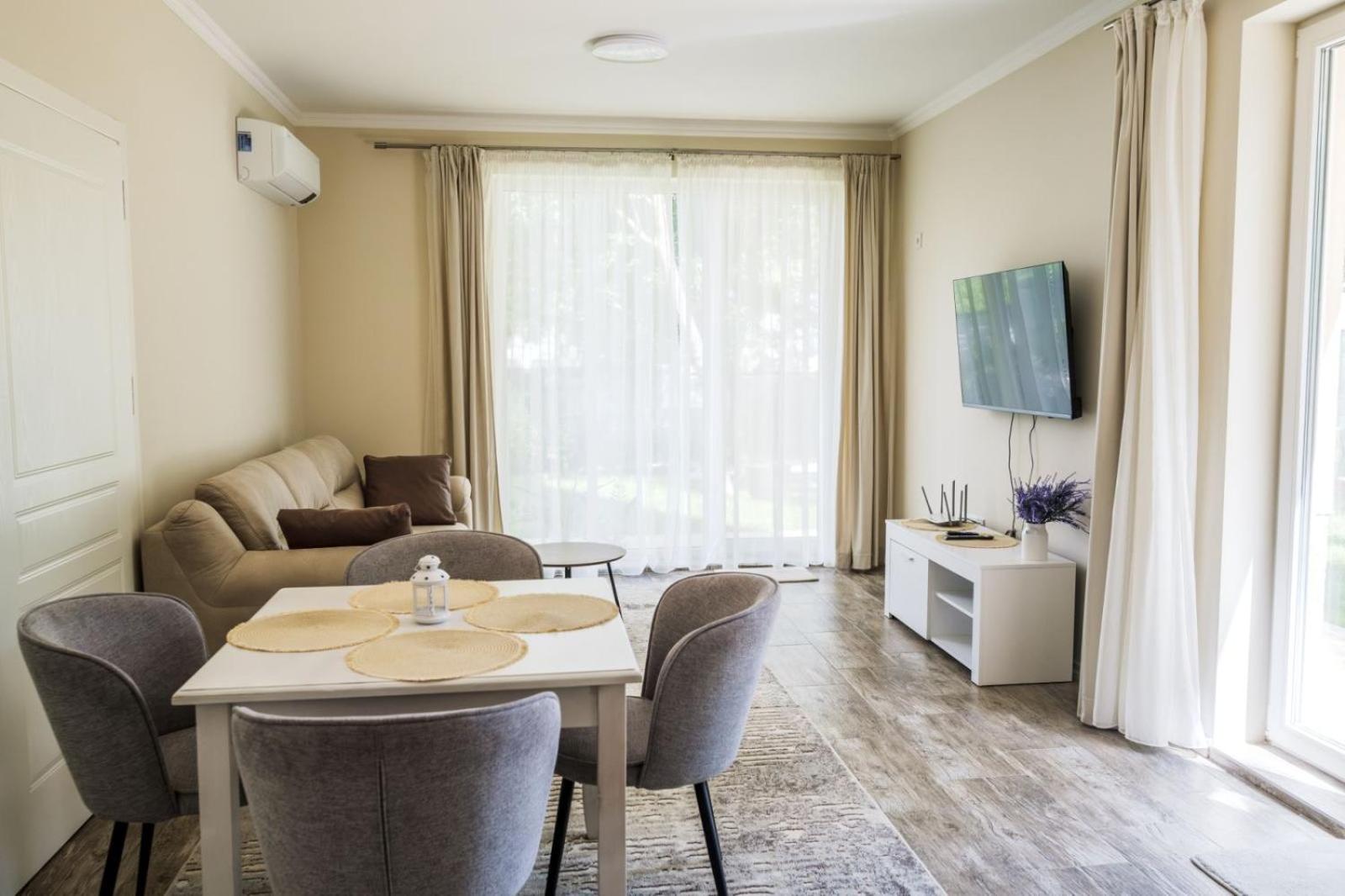 Garden Apartment Fichoza 2 - 80m from the sea
