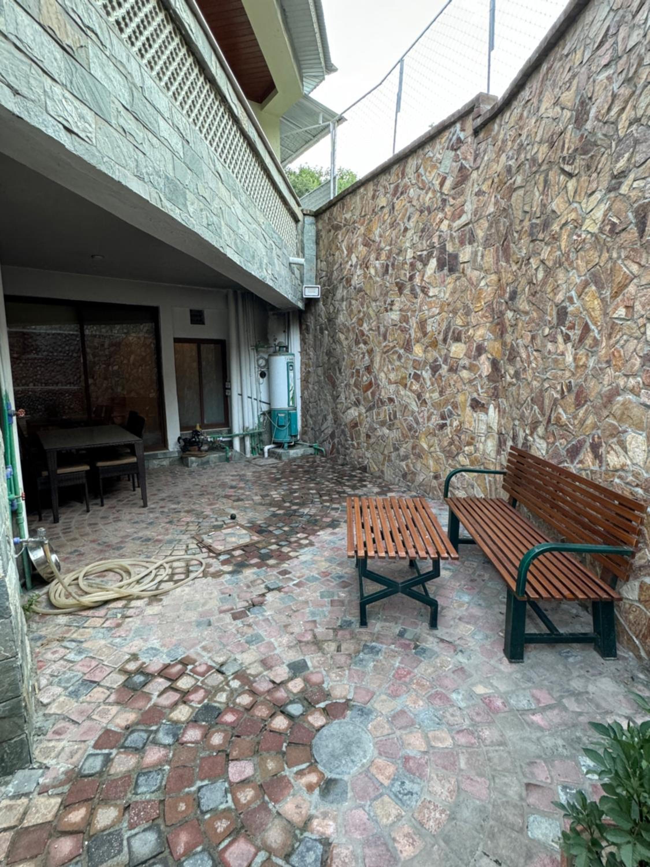 3-BR Murree Hills Hideaway with Scenic View view 3