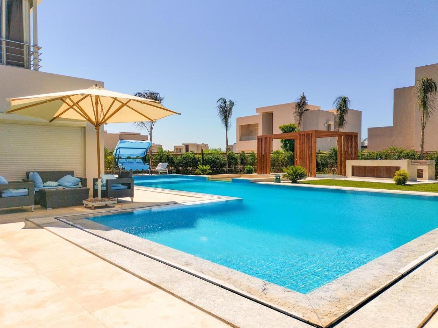 Hacienda Bay Villa with private pool