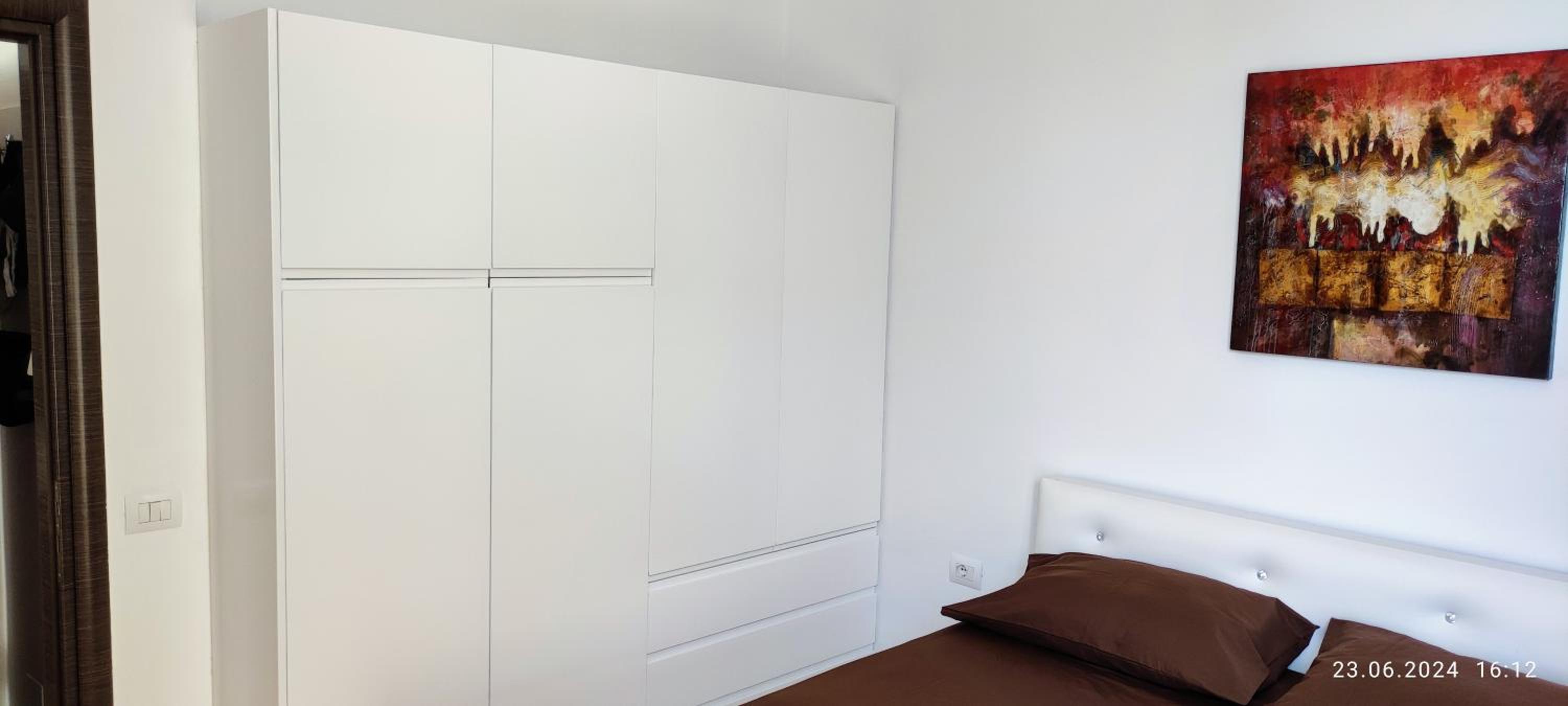 Pilot Apartments 2