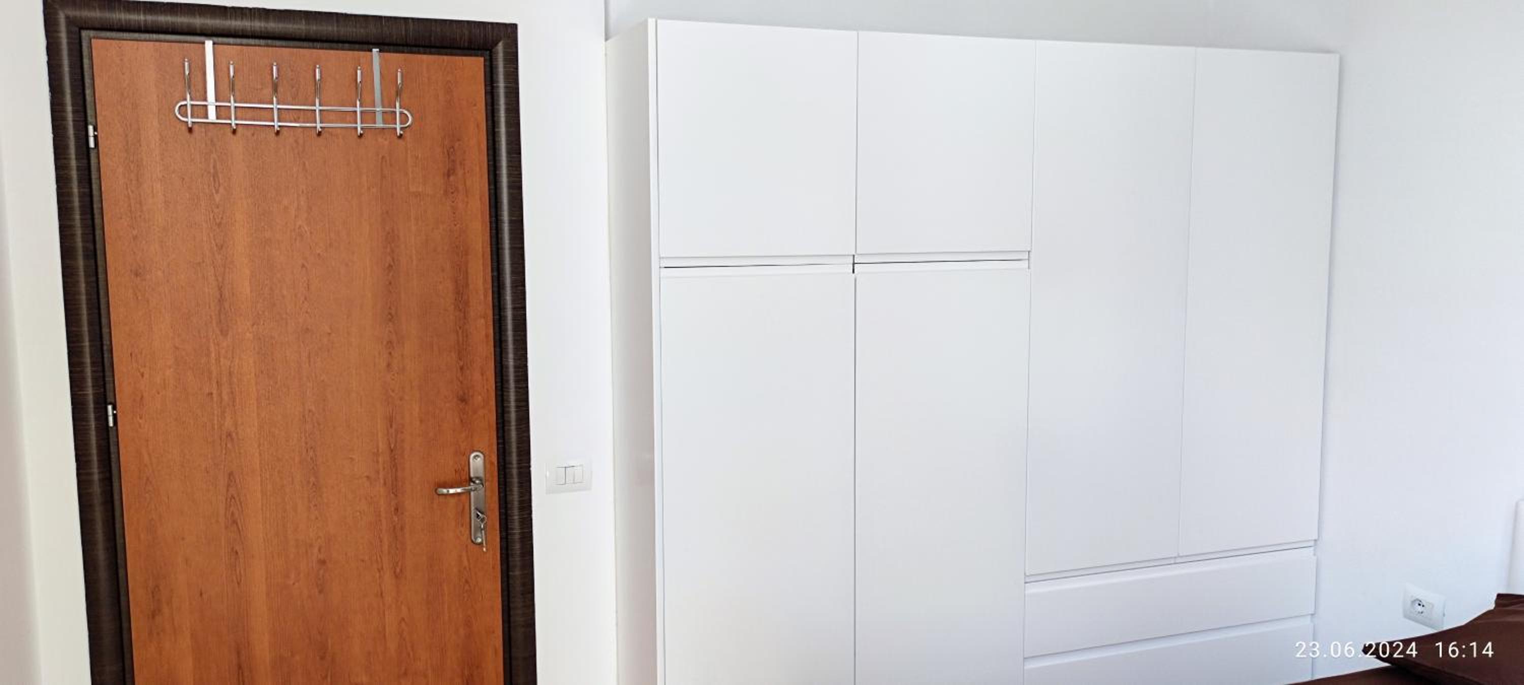 Pilot Apartments 2