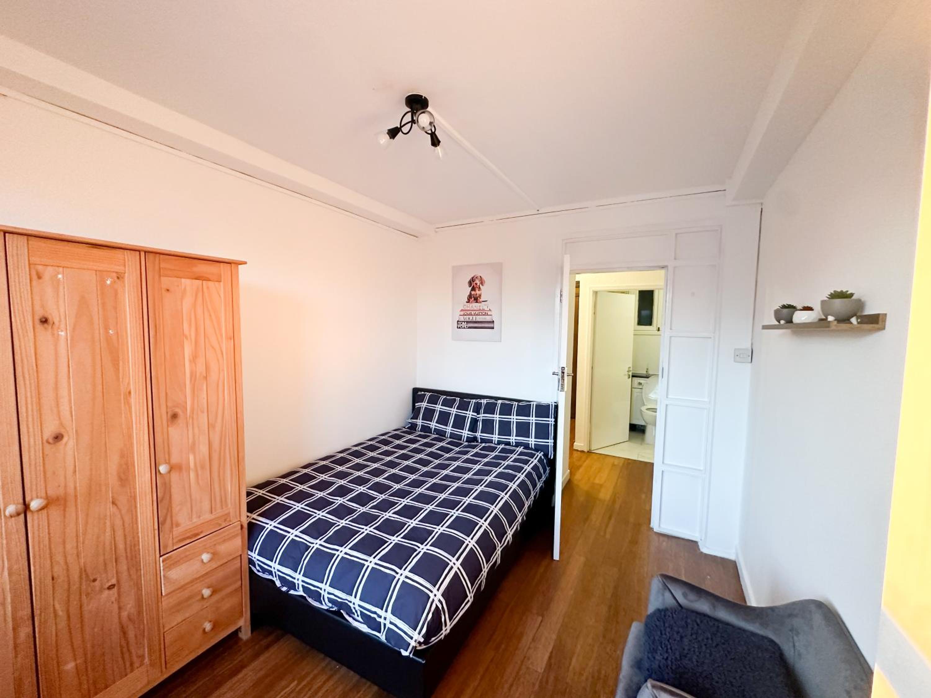 Gatesden apartment