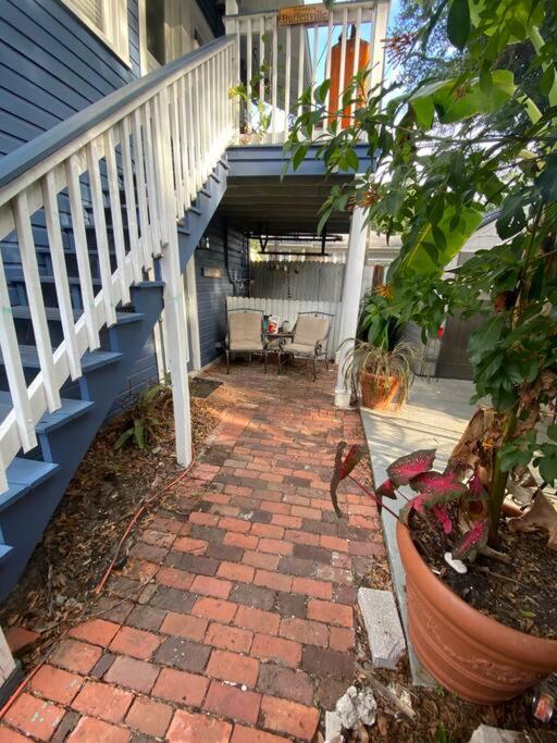 Ybor Heights 1br 1ba off N Nebraska view 3