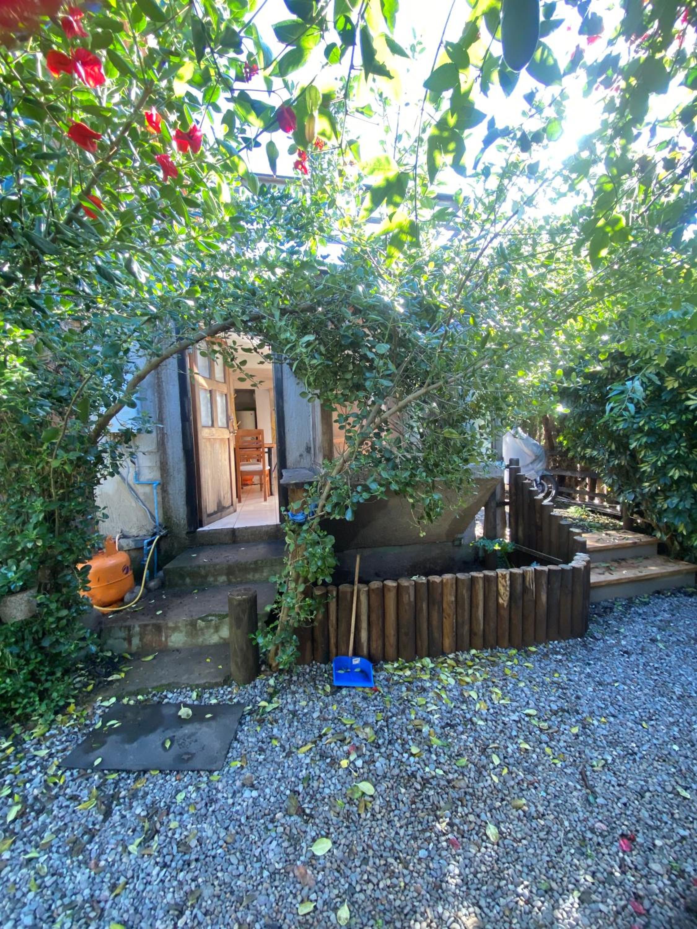 Depto. Fache´s House