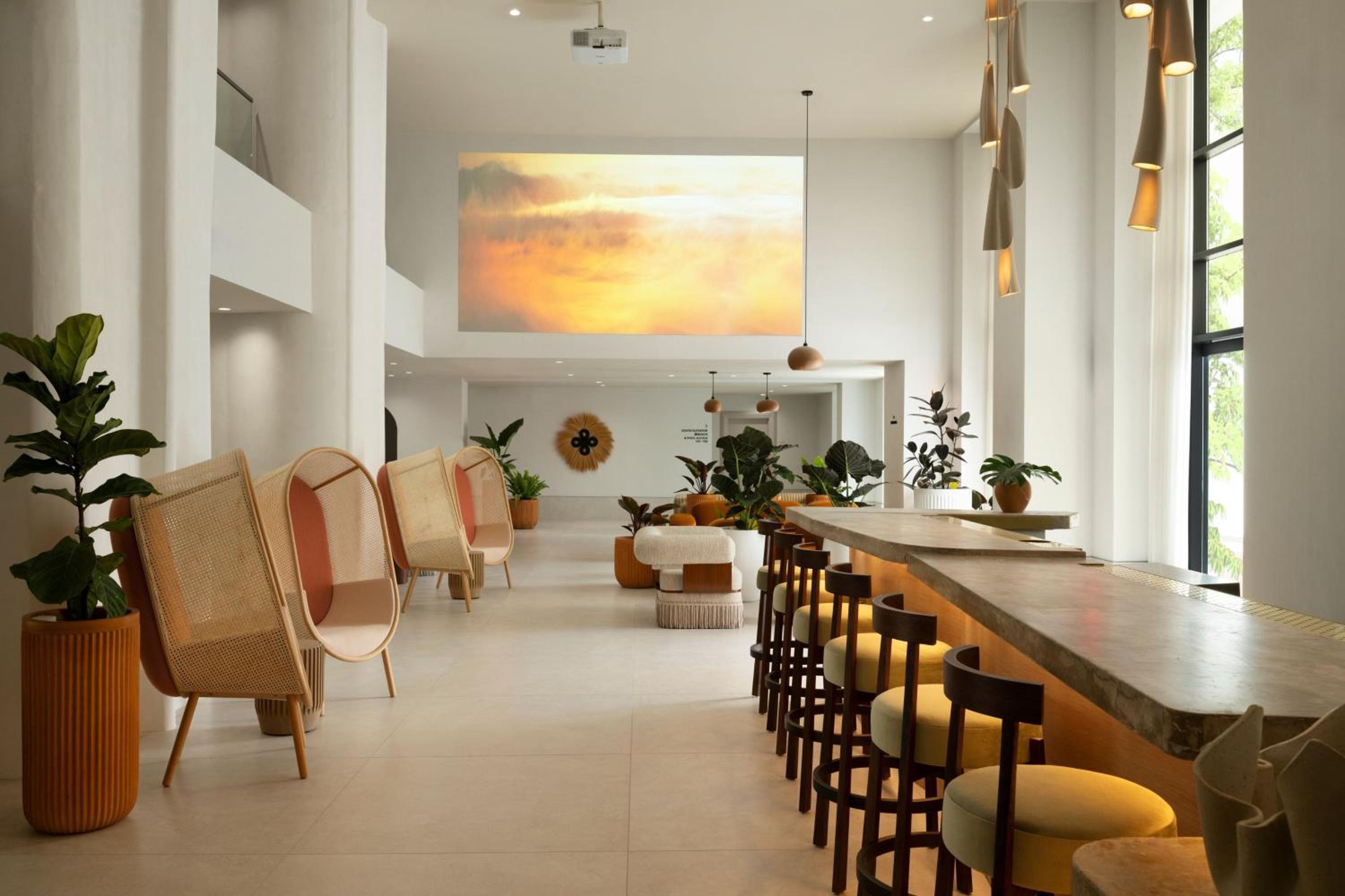 Sandbourne Santa Monica, Autograph Collection