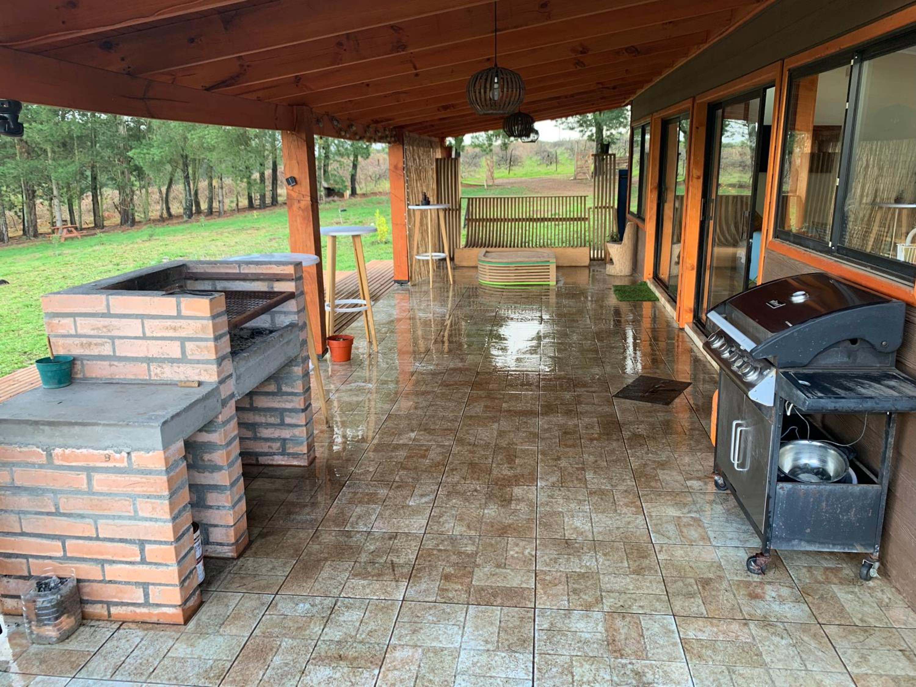 Casa de campo con tinaja en Los Ángeles