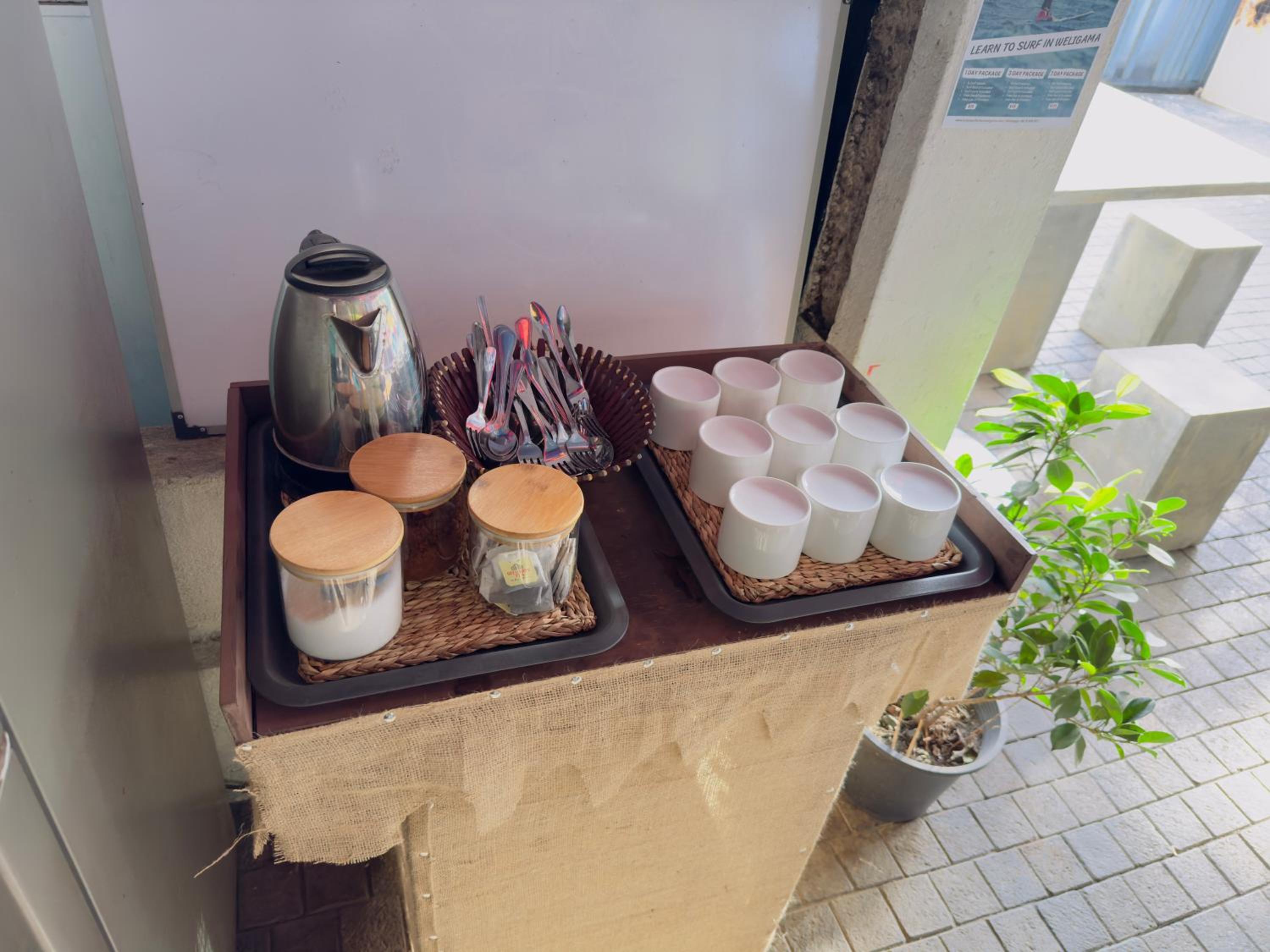 Hangover Hostels Mirissa