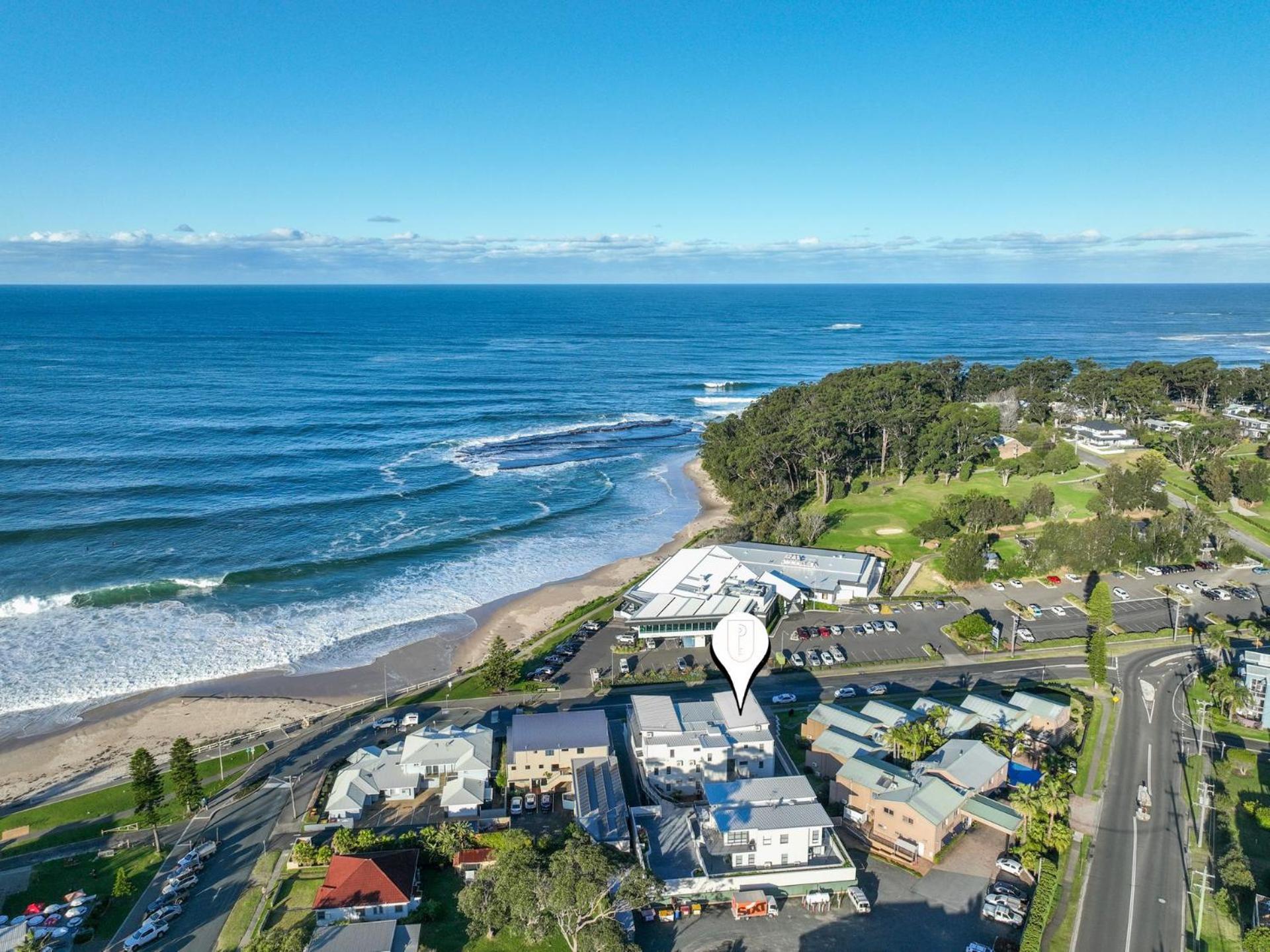 Mollymook Luxury Beachfront Apartment 3