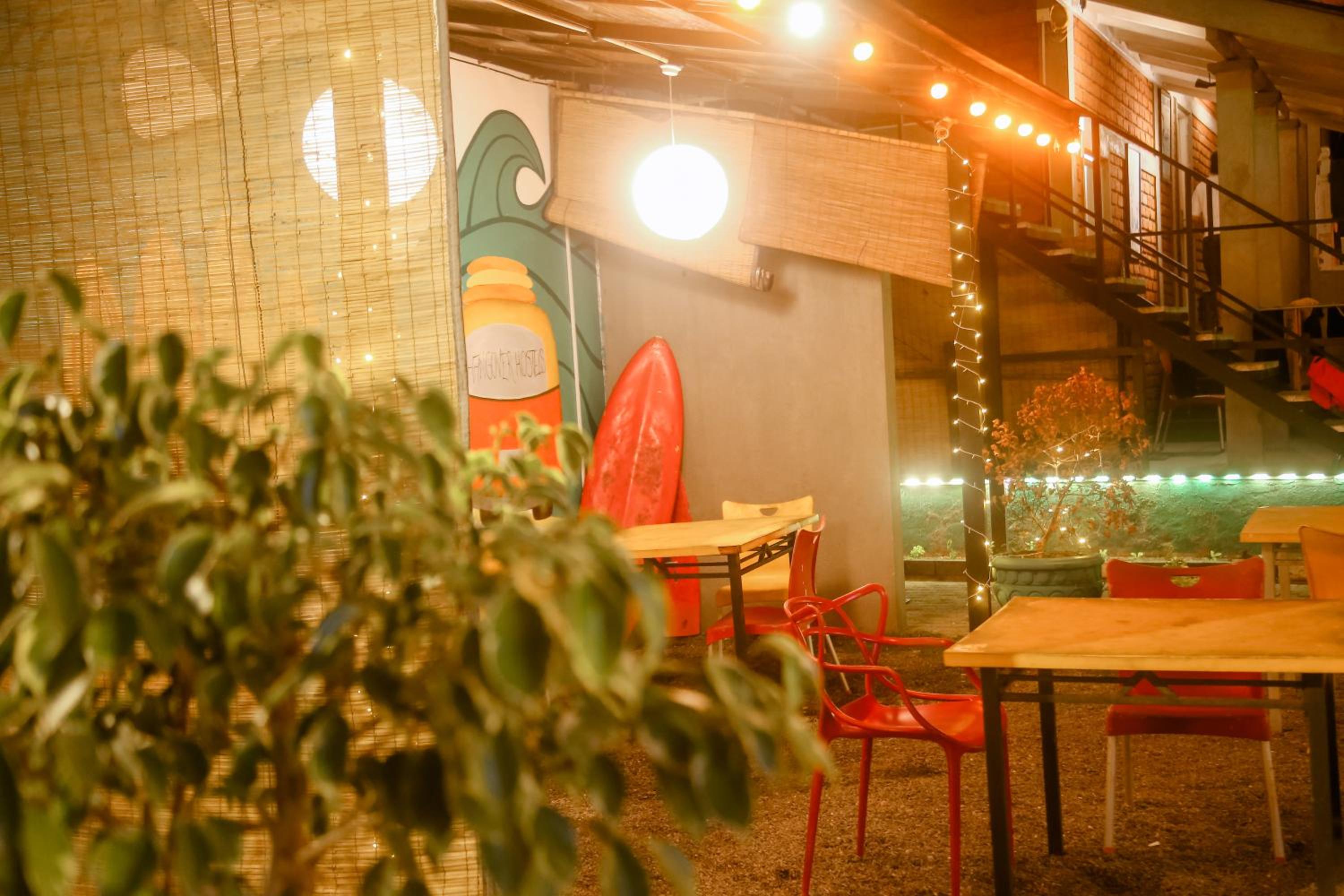 Hangover Hostels Mirissa