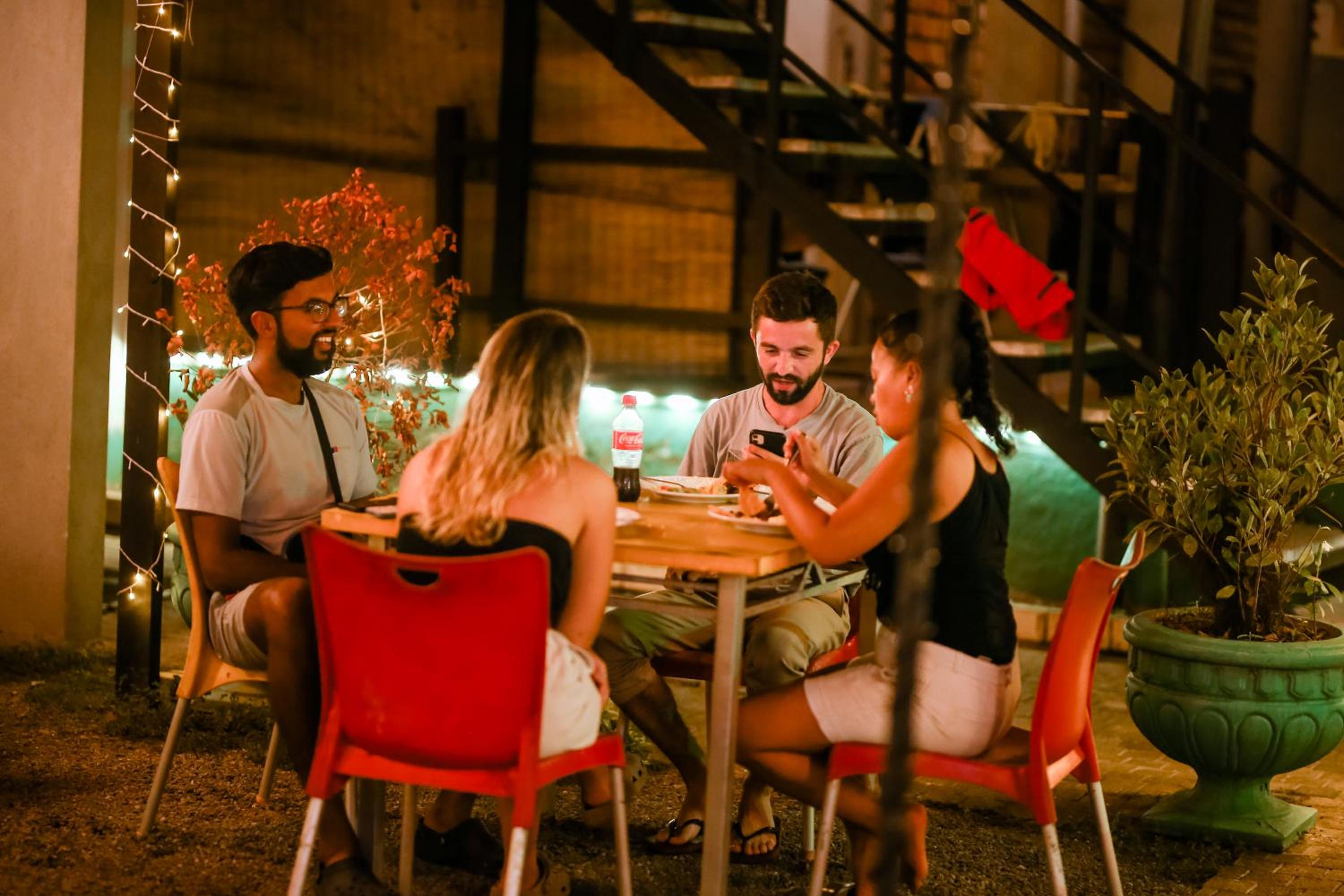 Hangover Hostels Mirissa