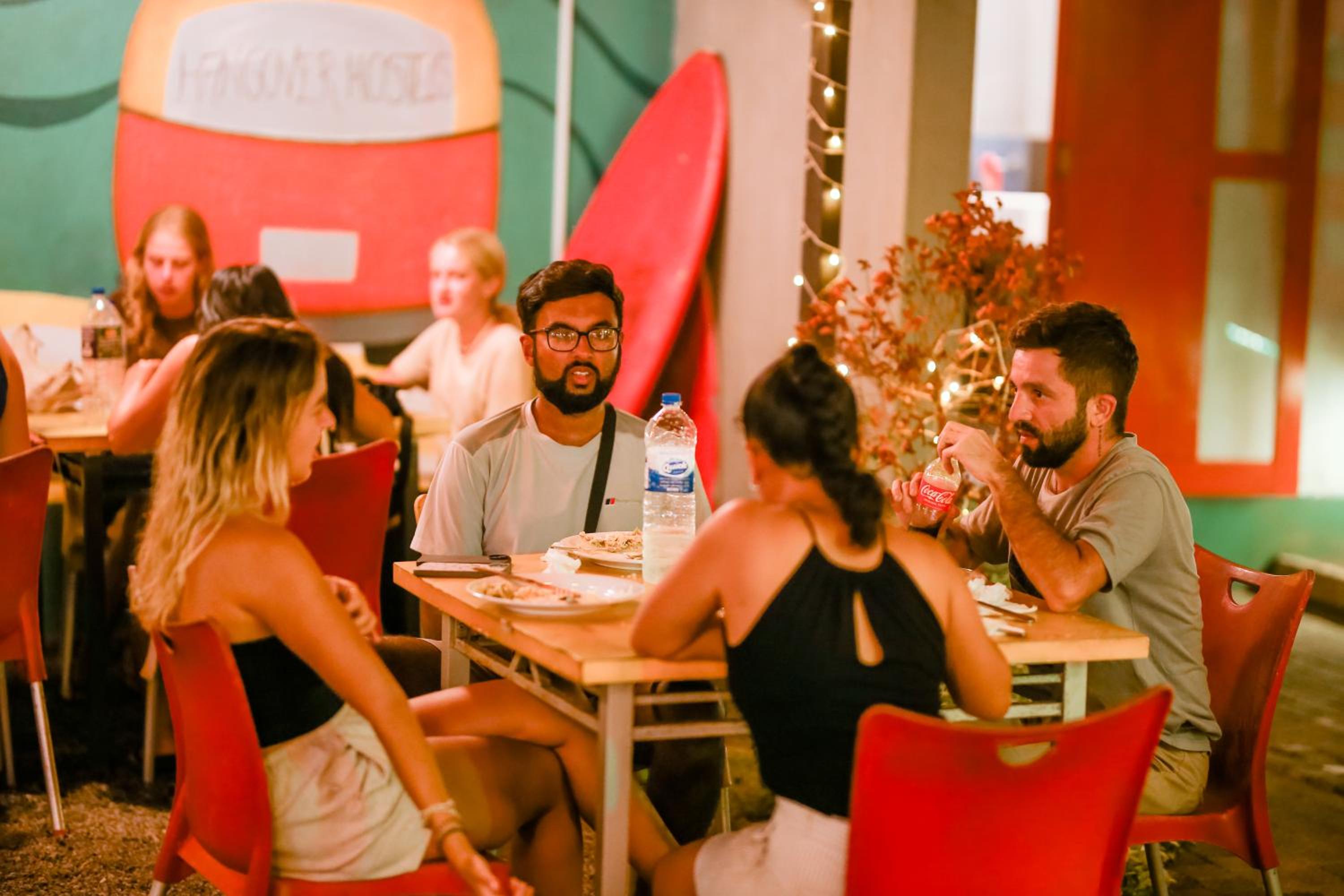 Hangover Hostels Mirissa