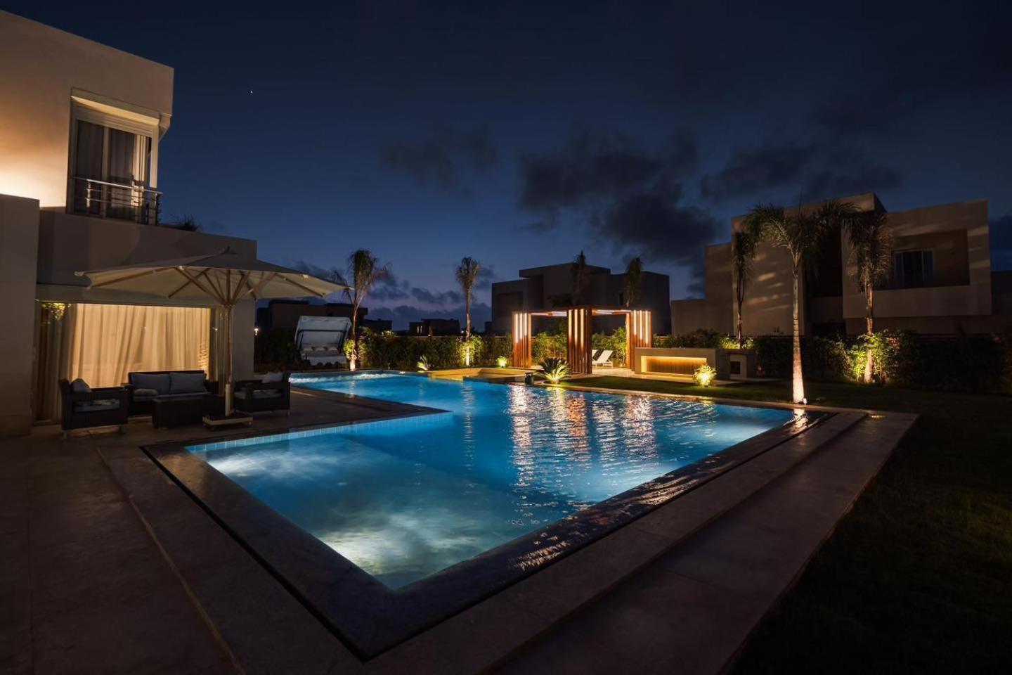 Hacienda Bay Villa with private pool