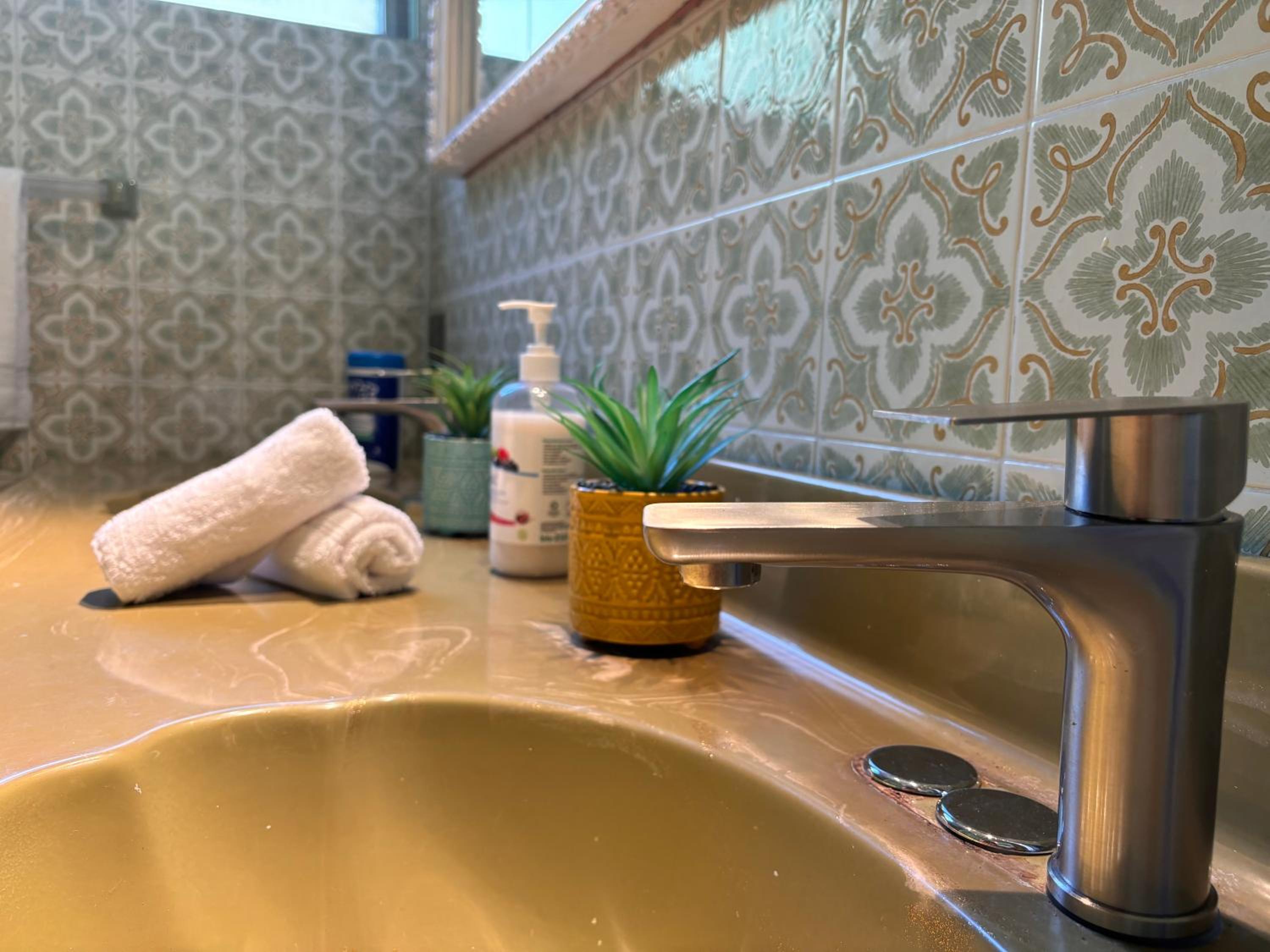 Relaxation Retreat Unit