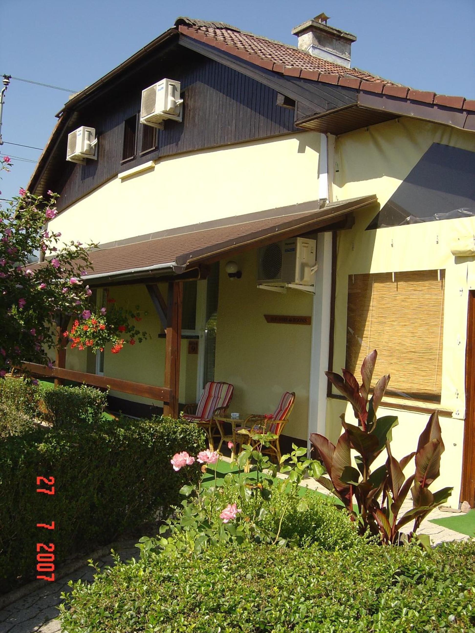 Photo 49